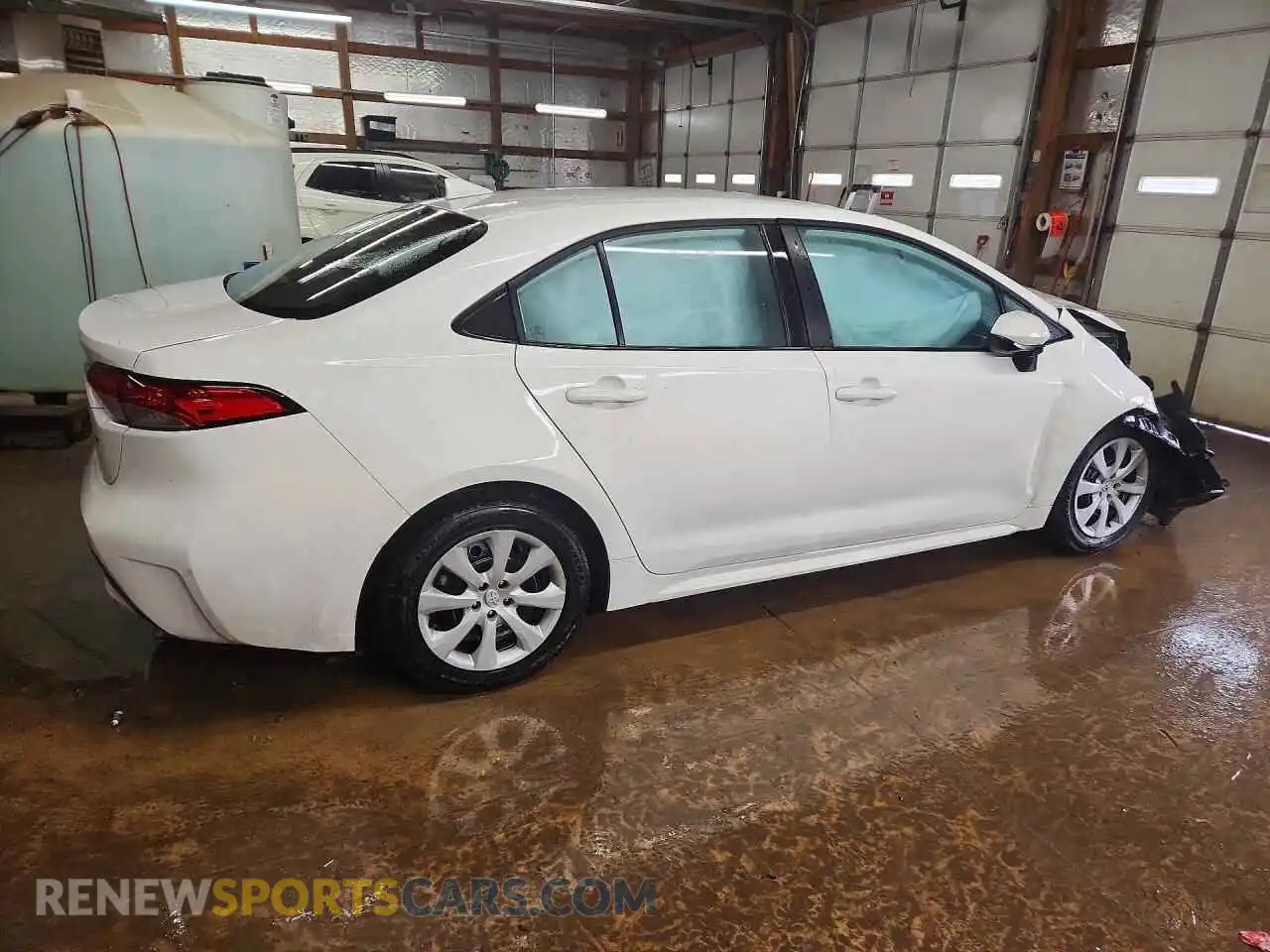3 Photograph of a damaged car 5YFEPMAE7MP256666 TOYOTA COROLLA 2021