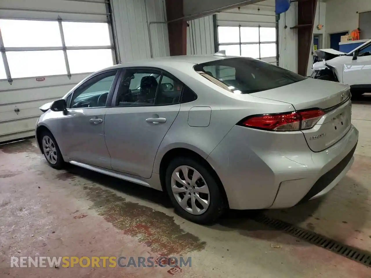 2 Photograph of a damaged car 5YFEPMAE7MP259695 TOYOTA COROLLA 2021