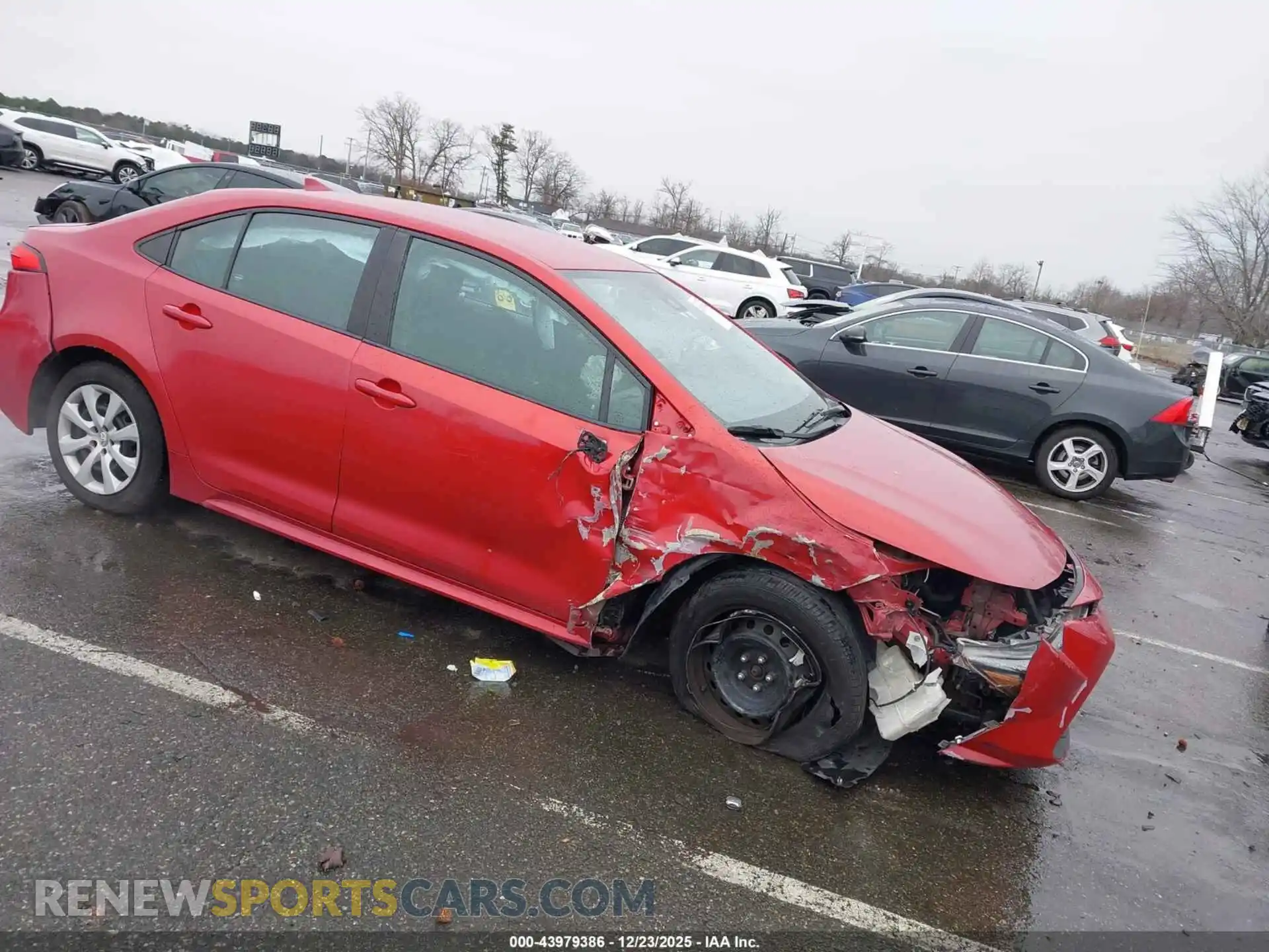 1 Photograph of a damaged car 5YFEPMAE7MP265951 TOYOTA COROLLA 2021