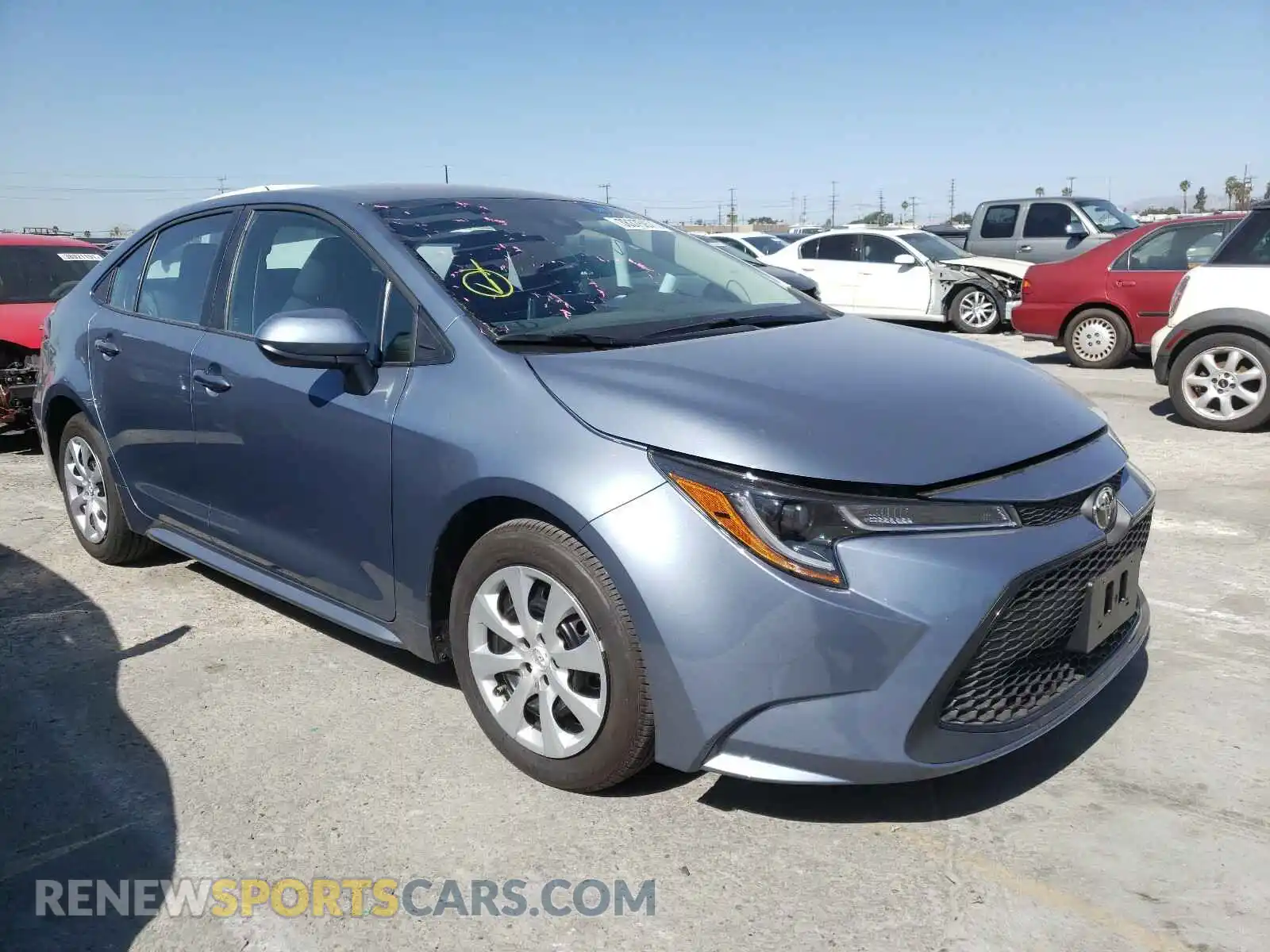 1 Фотография поврежденного автомобиля 5YFEPMAE8MP152302 TOYOTA COROLLA 2021