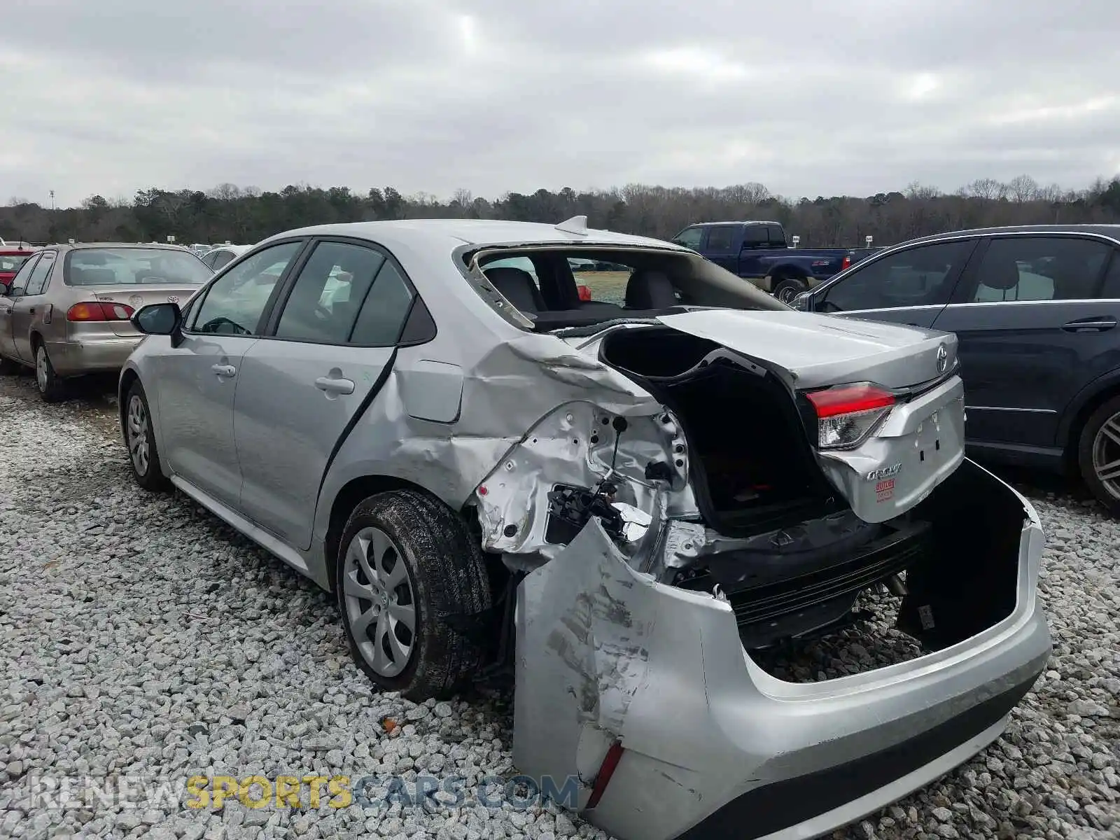 3 Фотография поврежденного автомобиля 5YFEPMAE8MP167138 TOYOTA COROLLA 2021