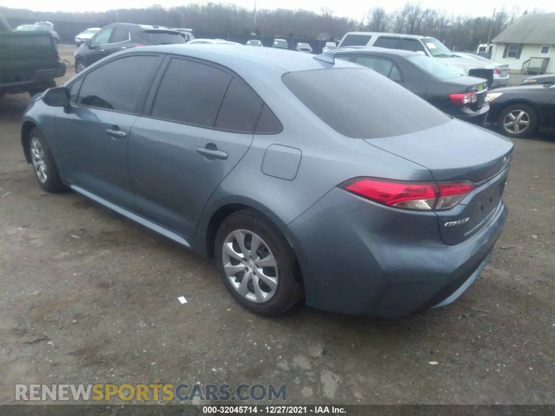 3 Photograph of a damaged car 5YFEPMAE8MP173103 TOYOTA COROLLA 2021