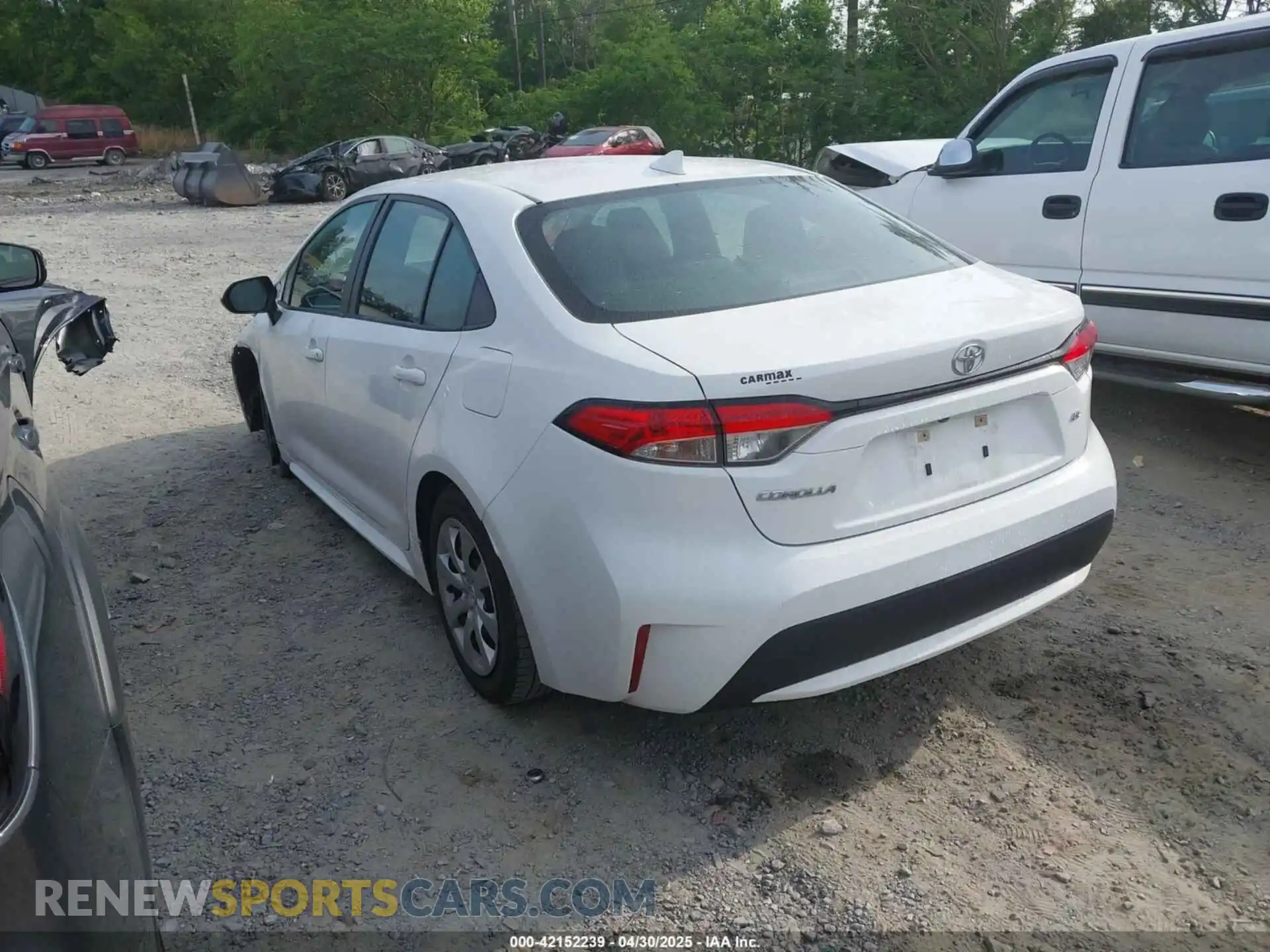 3 Photograph of a damaged car 5YFEPMAE8MP184585 TOYOTA COROLLA 2021