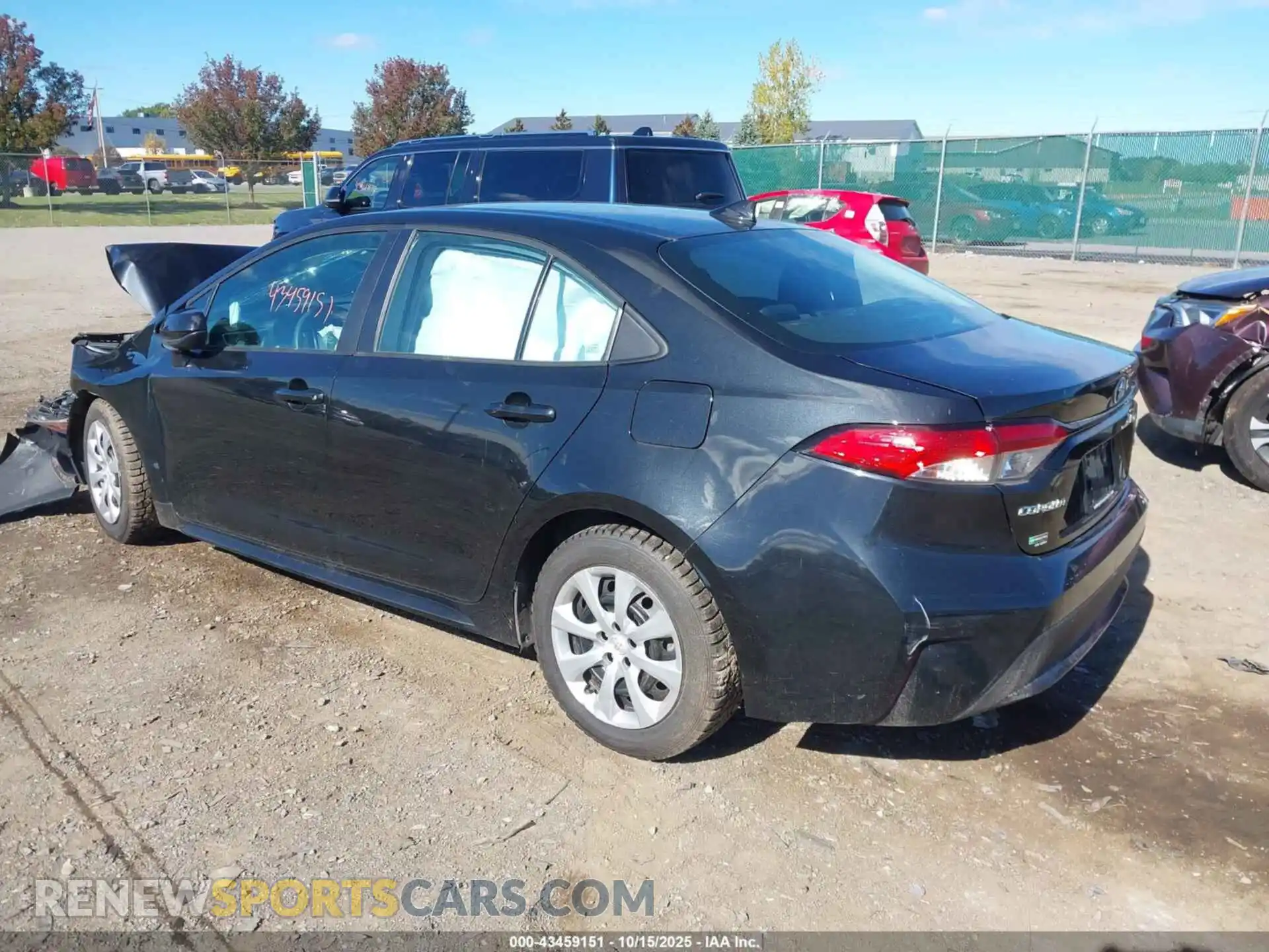 3 Photograph of a damaged car 5YFEPMAE8MP185090 TOYOTA COROLLA 2021