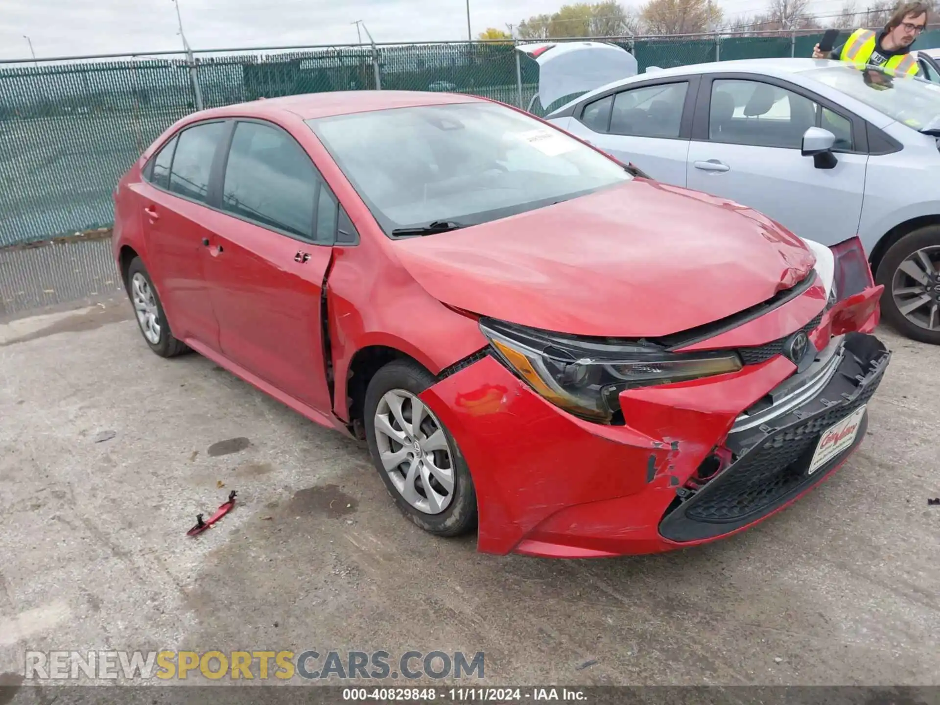 1 Photograph of a damaged car 5YFEPMAE8MP186756 TOYOTA COROLLA 2021