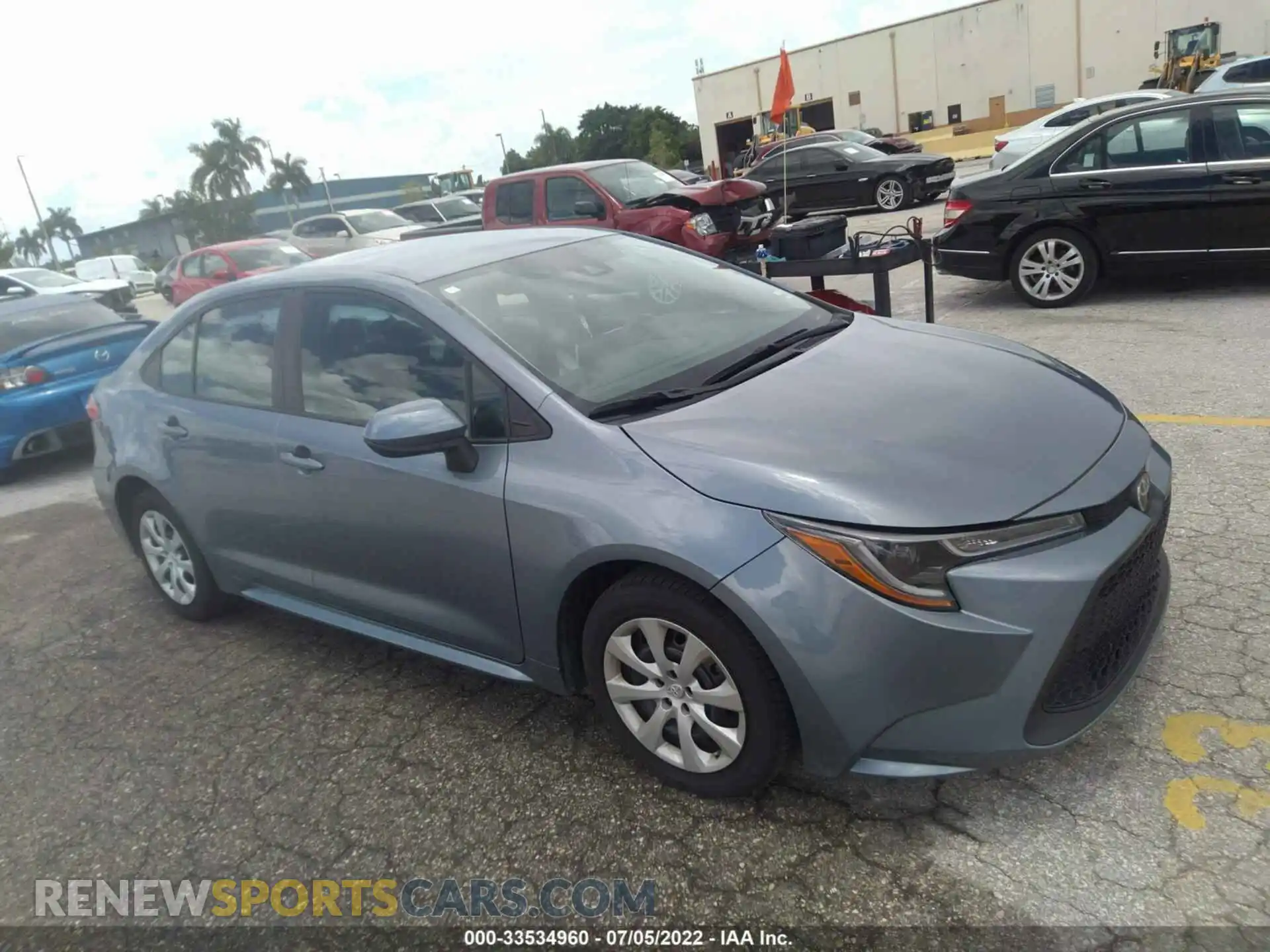 1 Photograph of a damaged car 5YFEPMAE8MP189107 TOYOTA COROLLA 2021