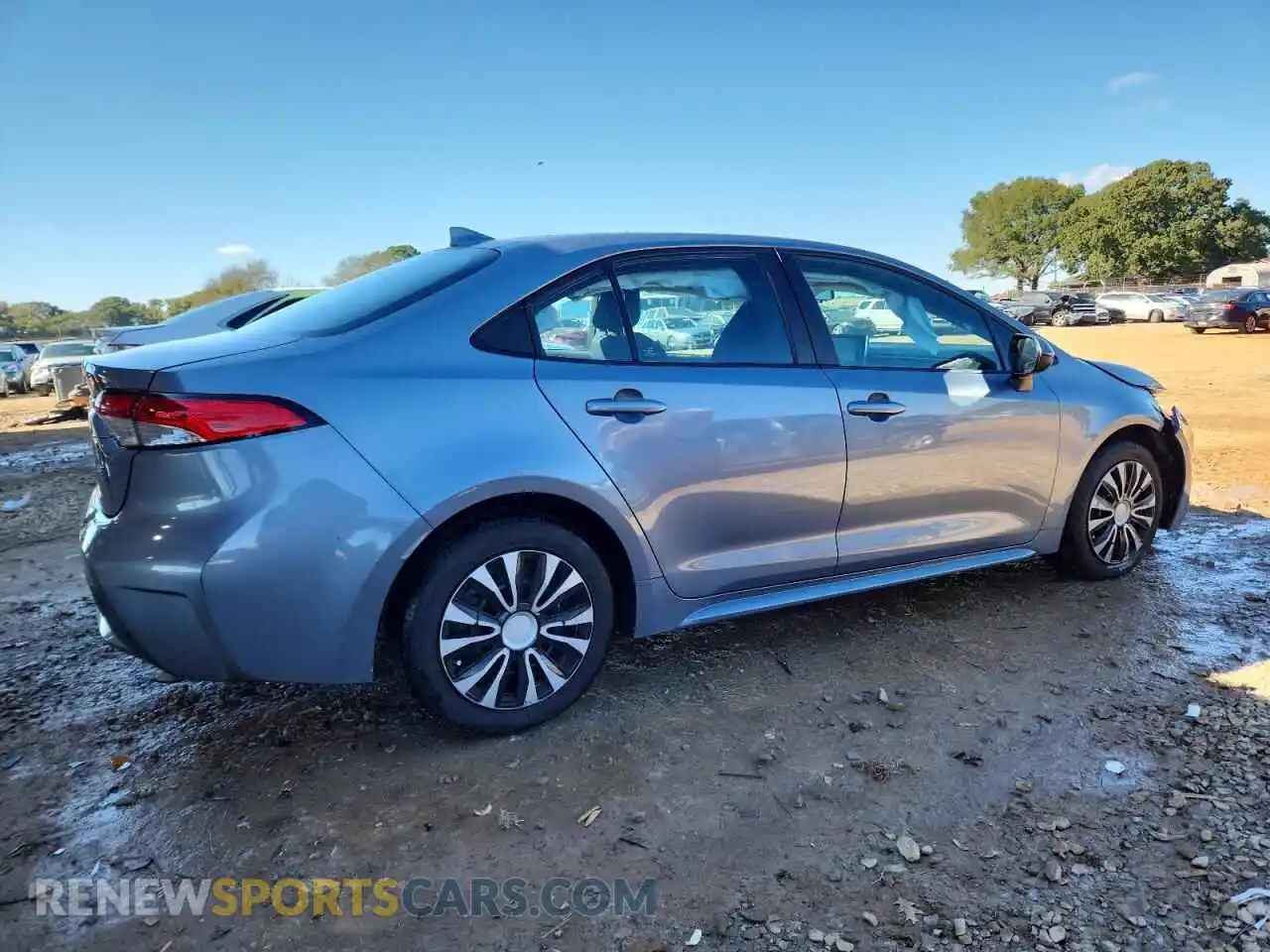 3 Photograph of a damaged car 5YFEPMAE8MP191178 TOYOTA COROLLA 2021