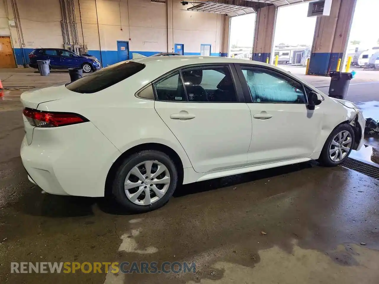 3 Photograph of a damaged car 5YFEPMAE8MP204821 TOYOTA COROLLA 2021