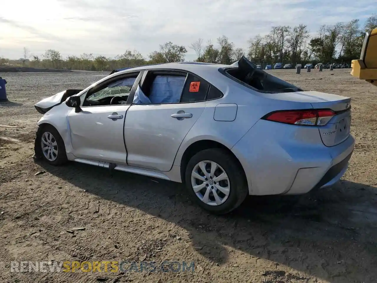 2 Photograph of a damaged car 5YFEPMAE8MP208500 TOYOTA COROLLA 2021