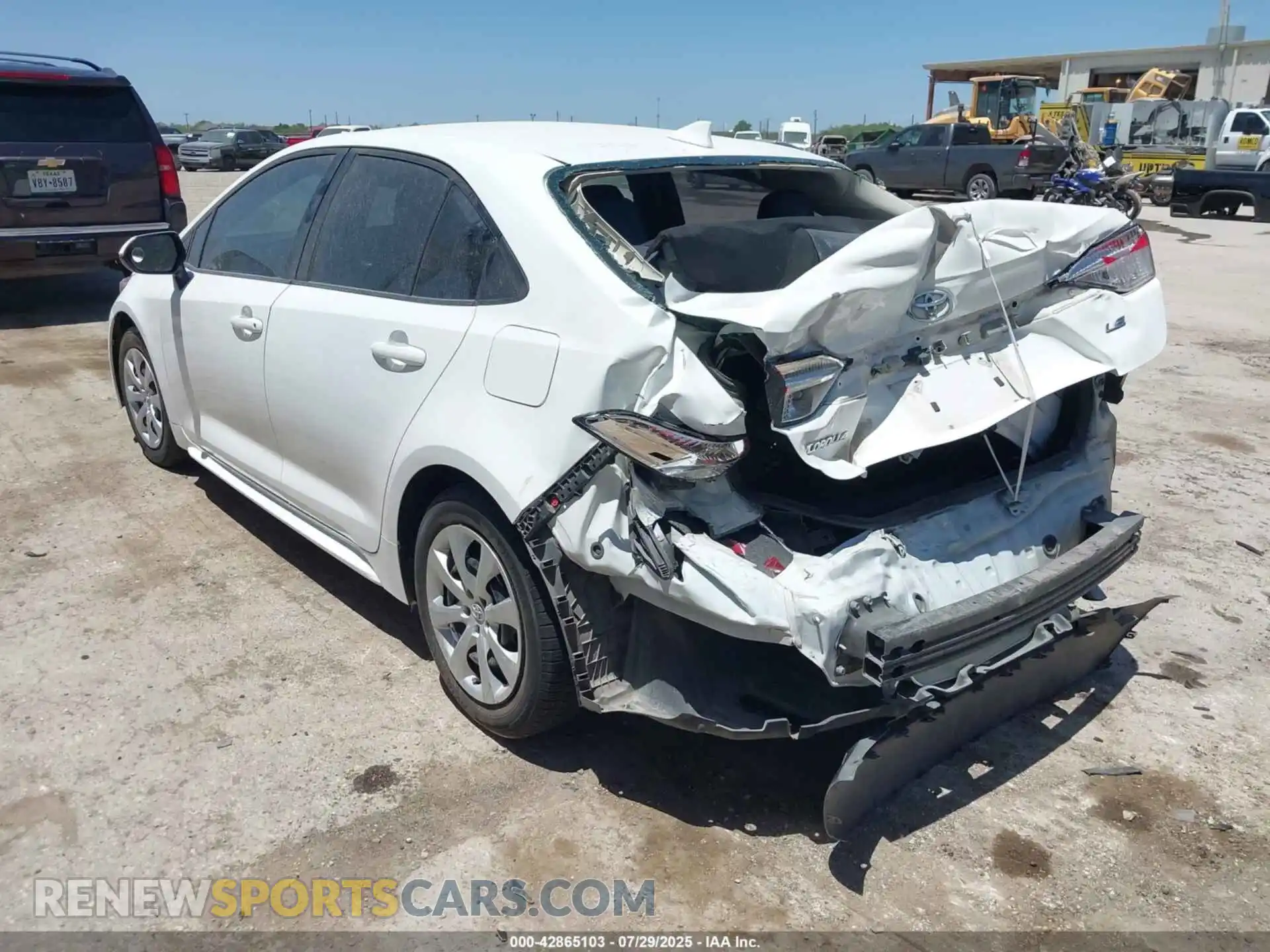 3 Photograph of a damaged car 5YFEPMAE8MP209937 TOYOTA COROLLA 2021