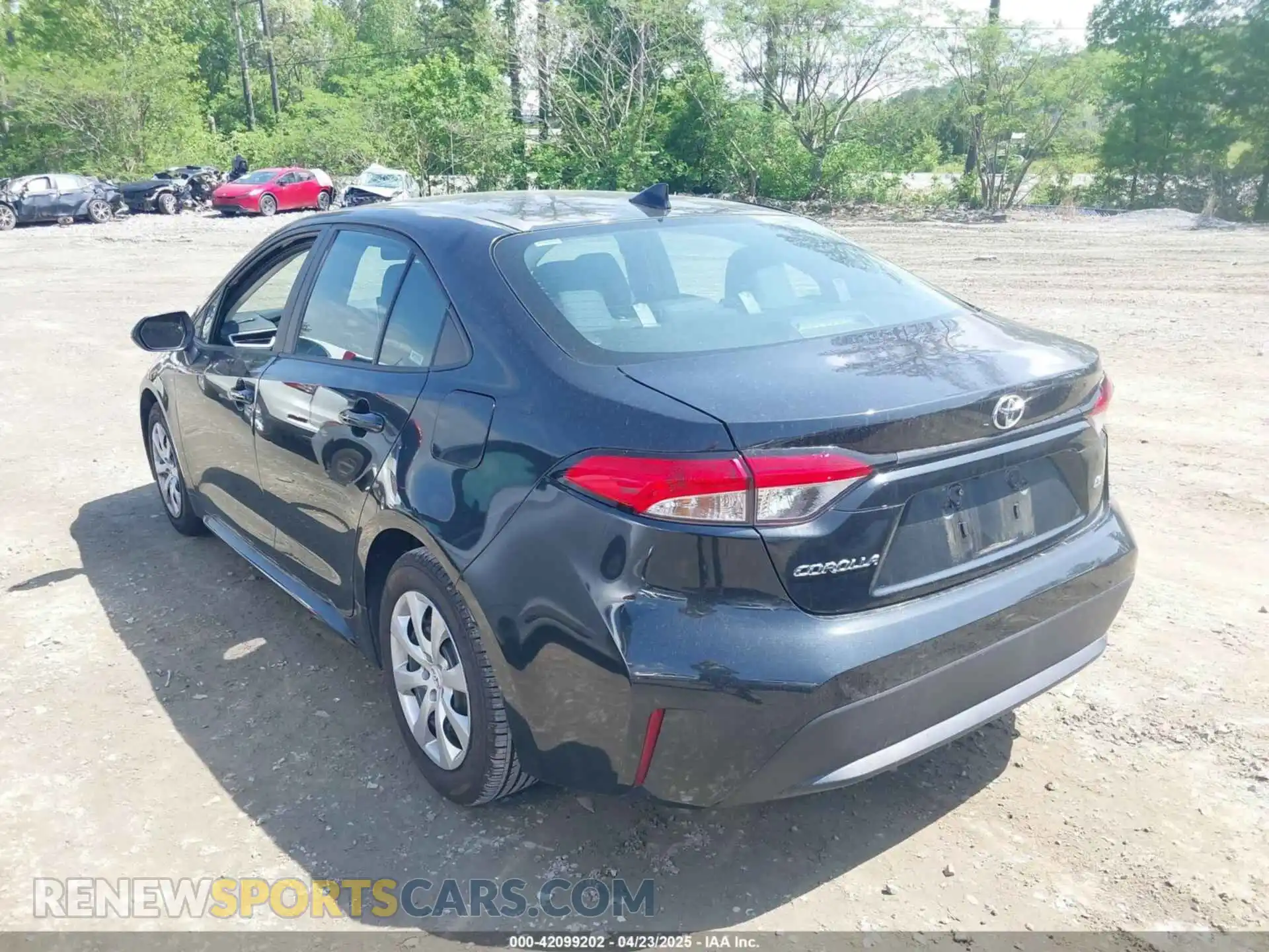 3 Photograph of a damaged car 5YFEPMAE8MP218394 TOYOTA COROLLA 2021