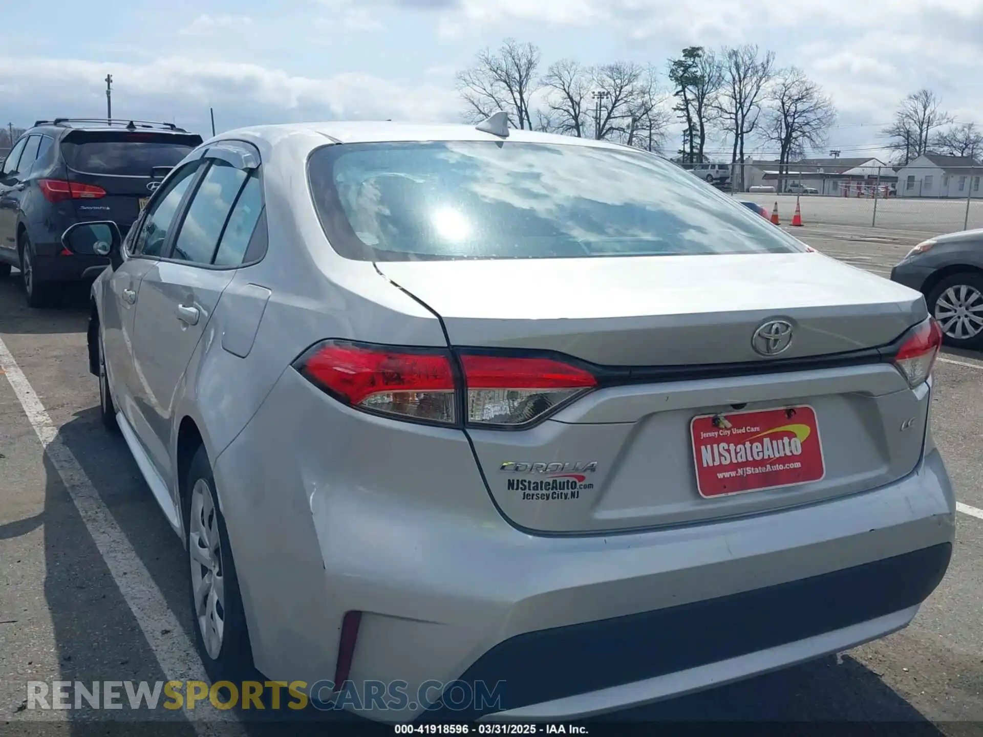 3 Photograph of a damaged car 5YFEPMAE8MP219500 TOYOTA COROLLA 2021