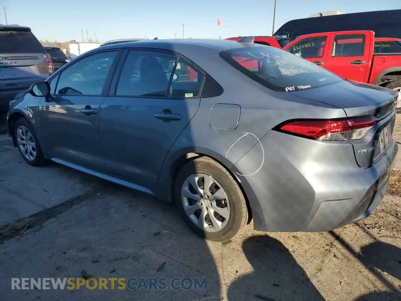 2 Photograph of a damaged car 5YFEPMAE8MP221327 TOYOTA COROLLA 2021