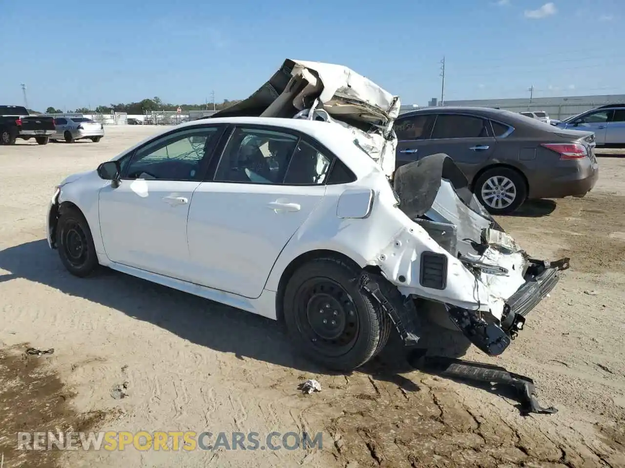 2 Photograph of a damaged car 5YFEPMAE8MP221649 TOYOTA COROLLA 2021