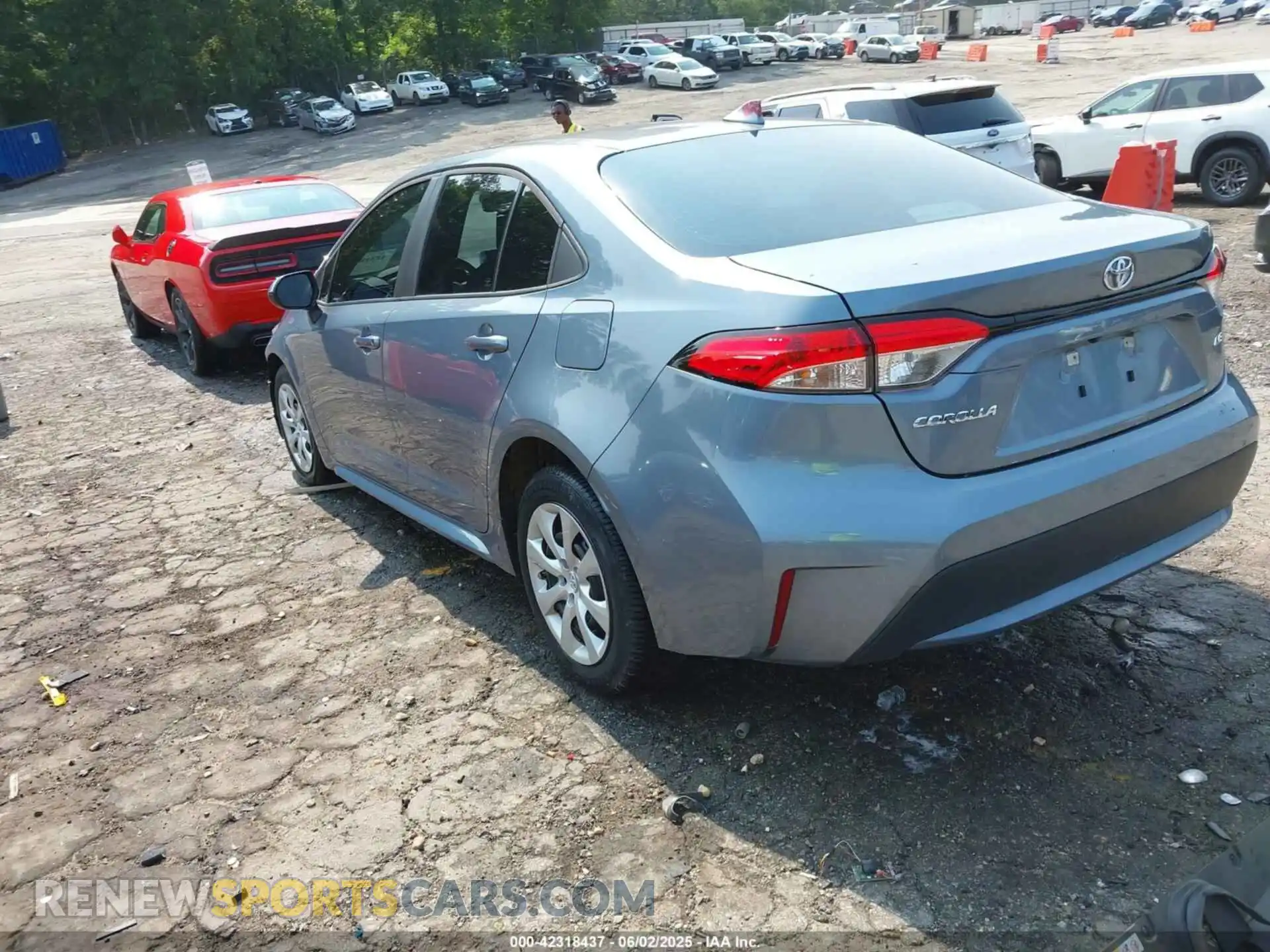 3 Photograph of a damaged car 5YFEPMAE8MP225491 TOYOTA COROLLA 2021