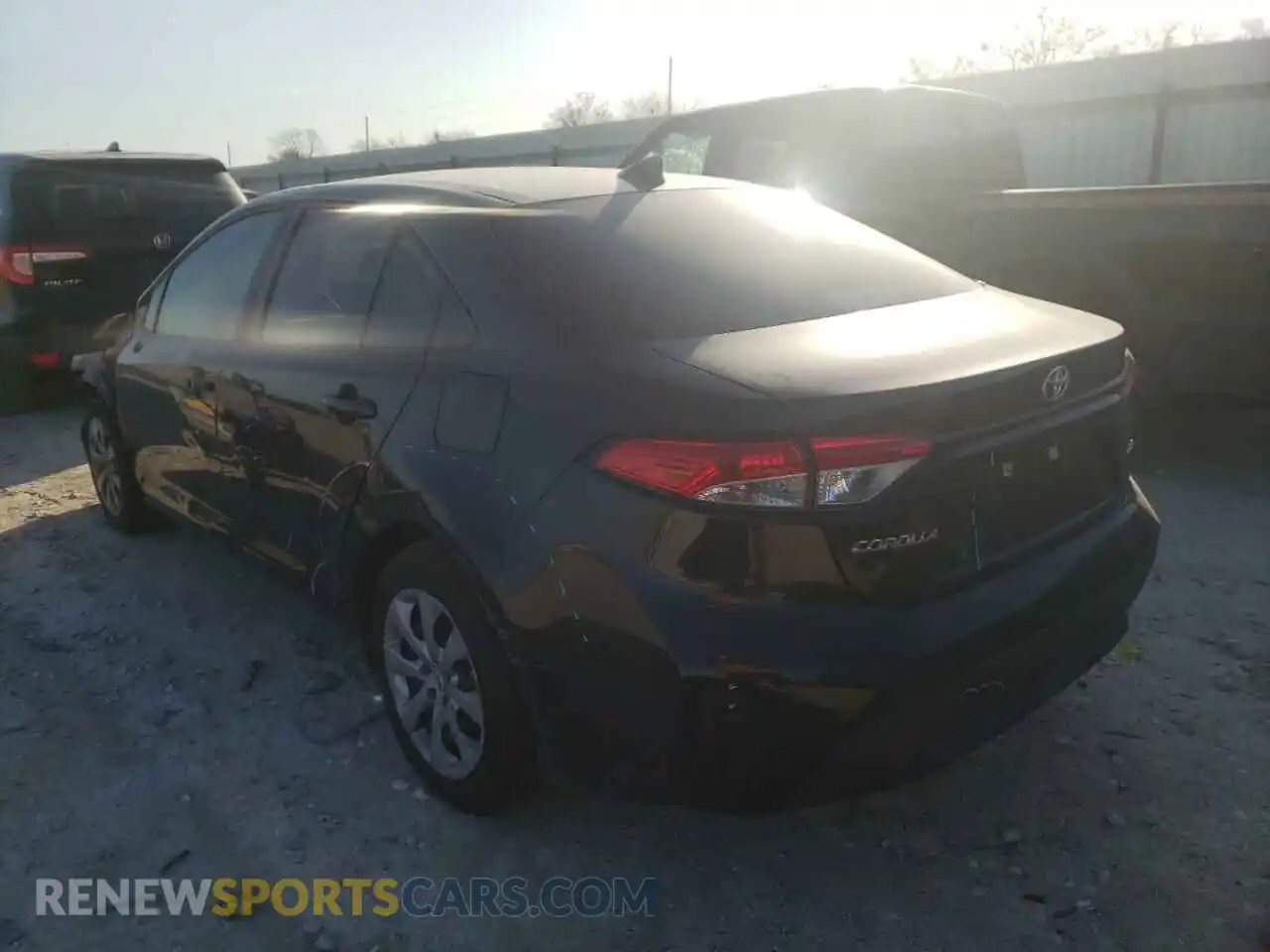 3 Photograph of a damaged car 5YFEPMAE8MP227449 TOYOTA COROLLA 2021
