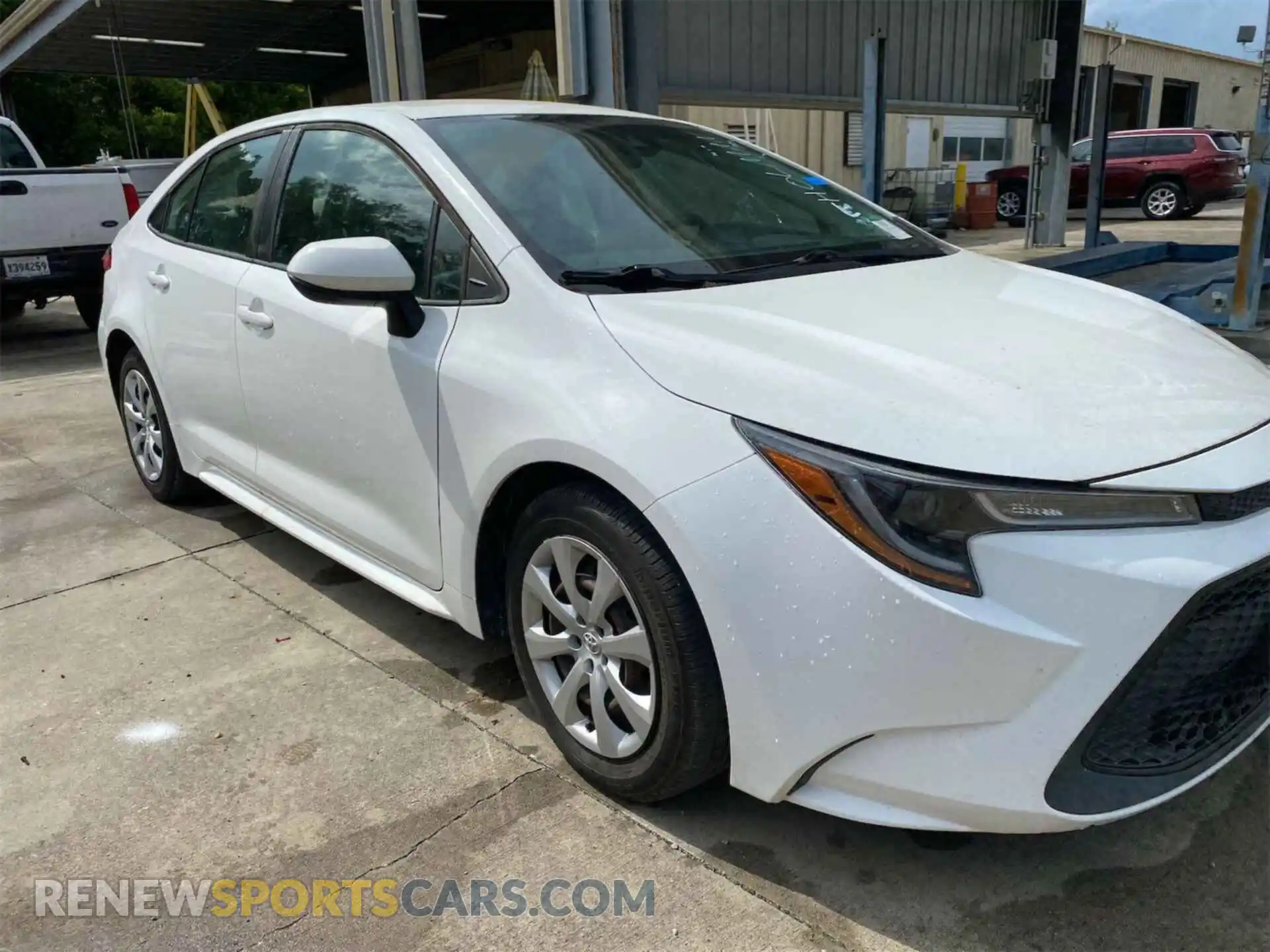 3 Photograph of a damaged car 5YFEPMAE8MP230819 TOYOTA COROLLA 2021