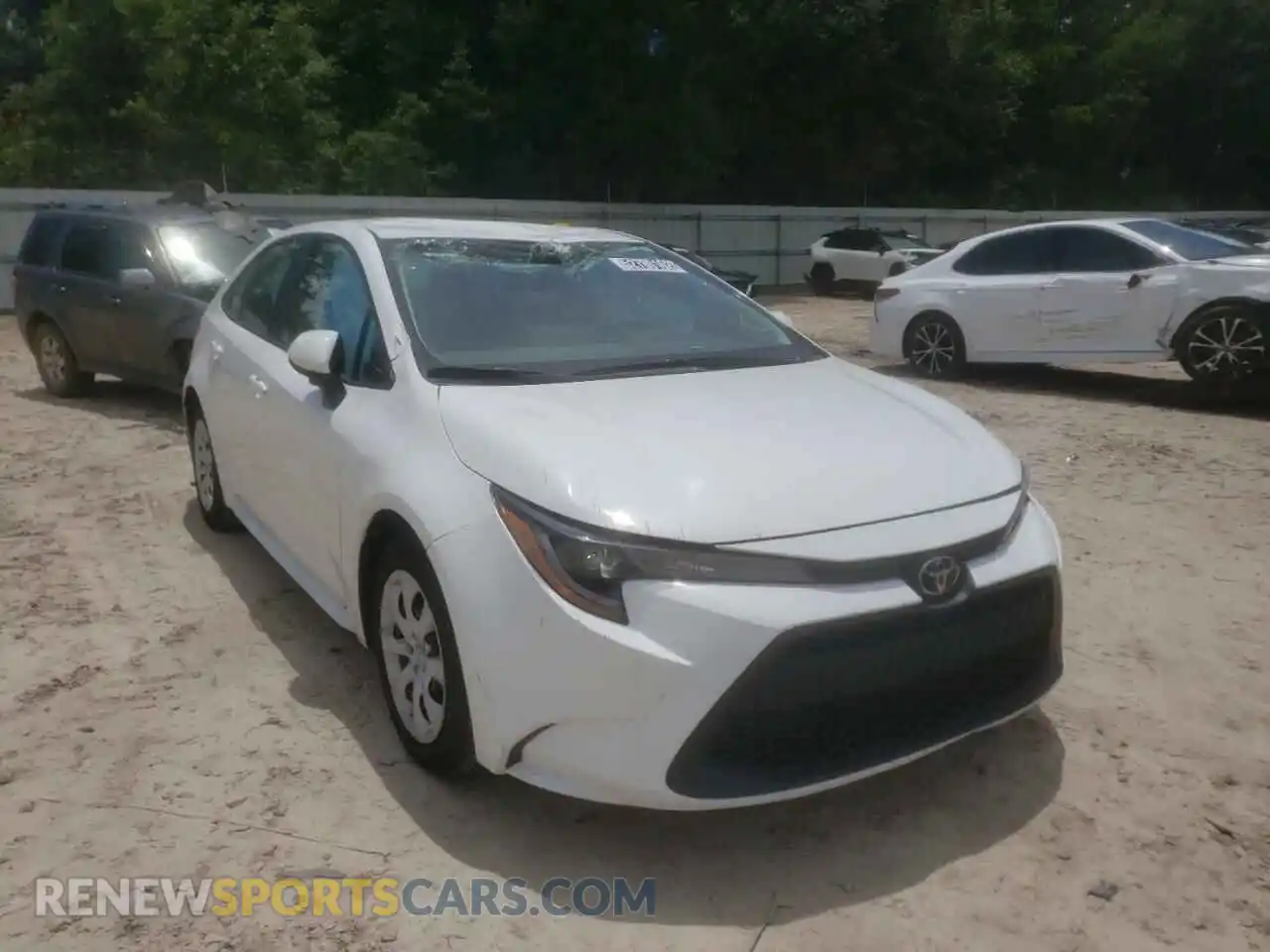 1 Photograph of a damaged car 5YFEPMAE8MP234174 TOYOTA COROLLA 2021