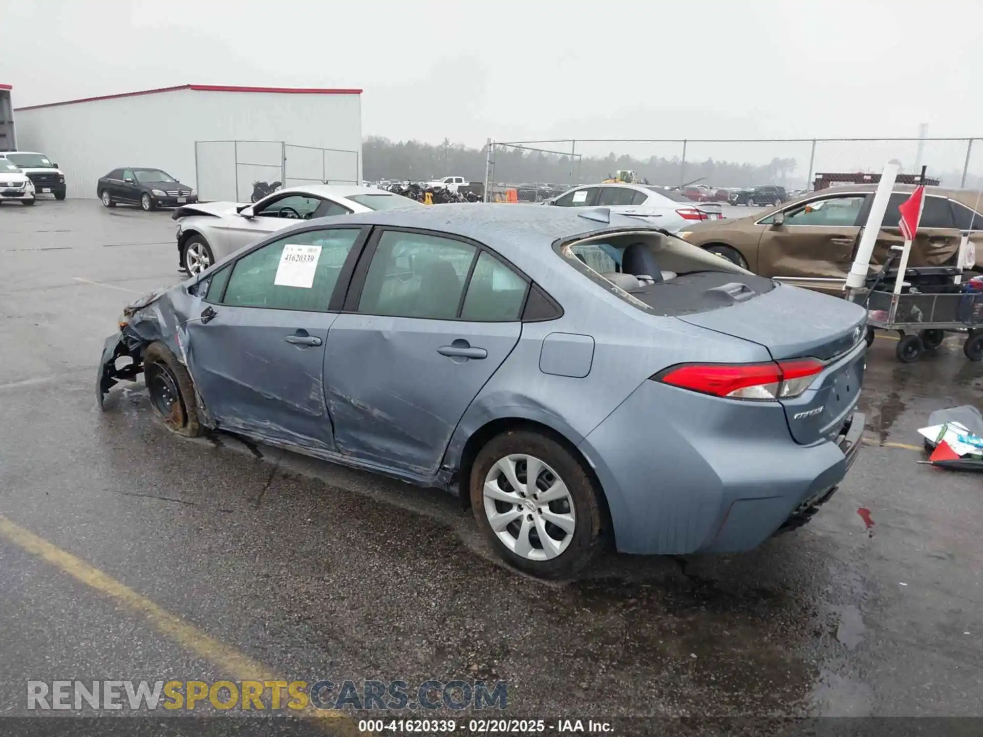 3 Photograph of a damaged car 5YFEPMAE8MP242968 TOYOTA COROLLA 2021