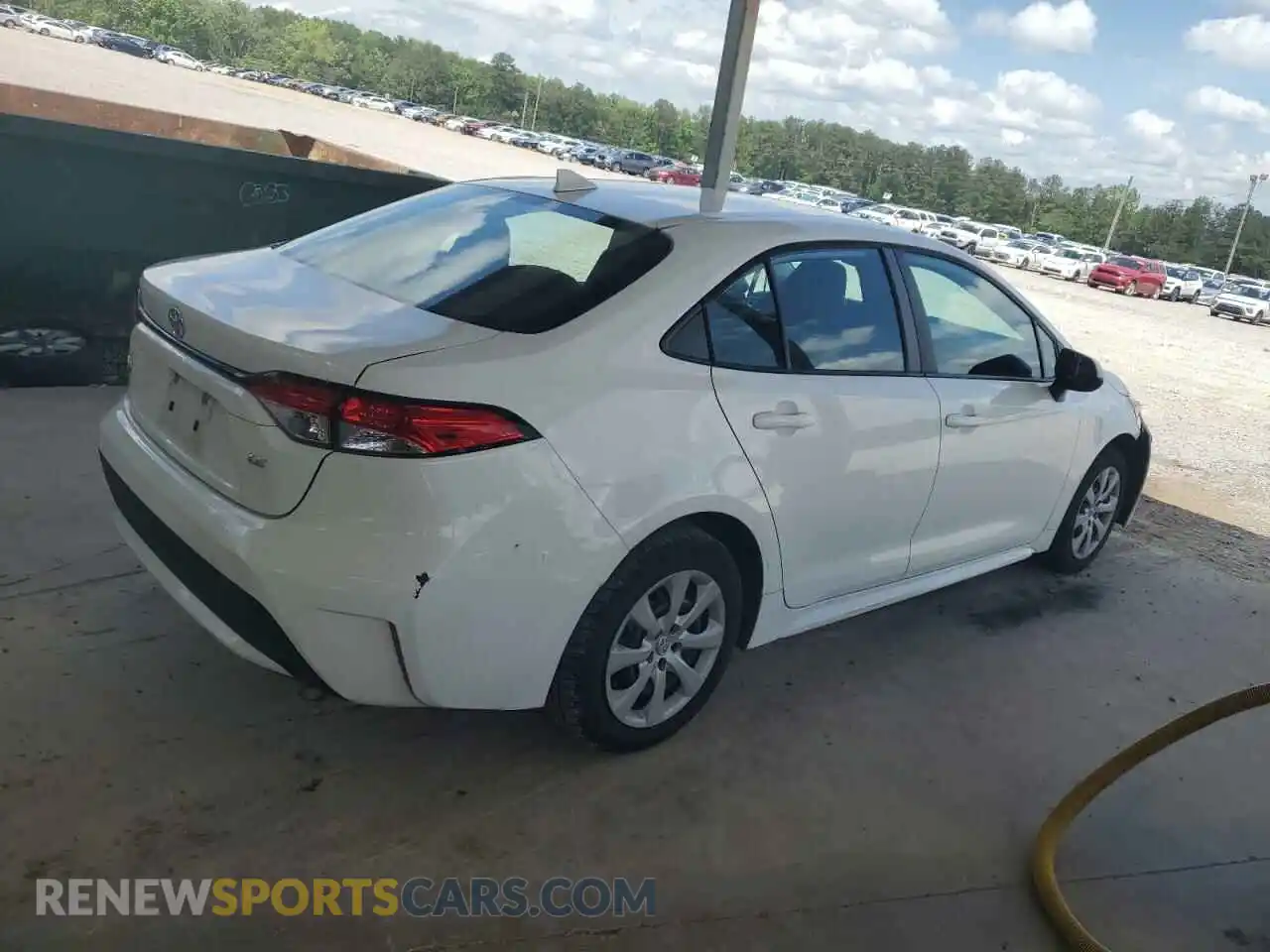 3 Photograph of a damaged car 5YFEPMAE8MP243327 TOYOTA COROLLA 2021