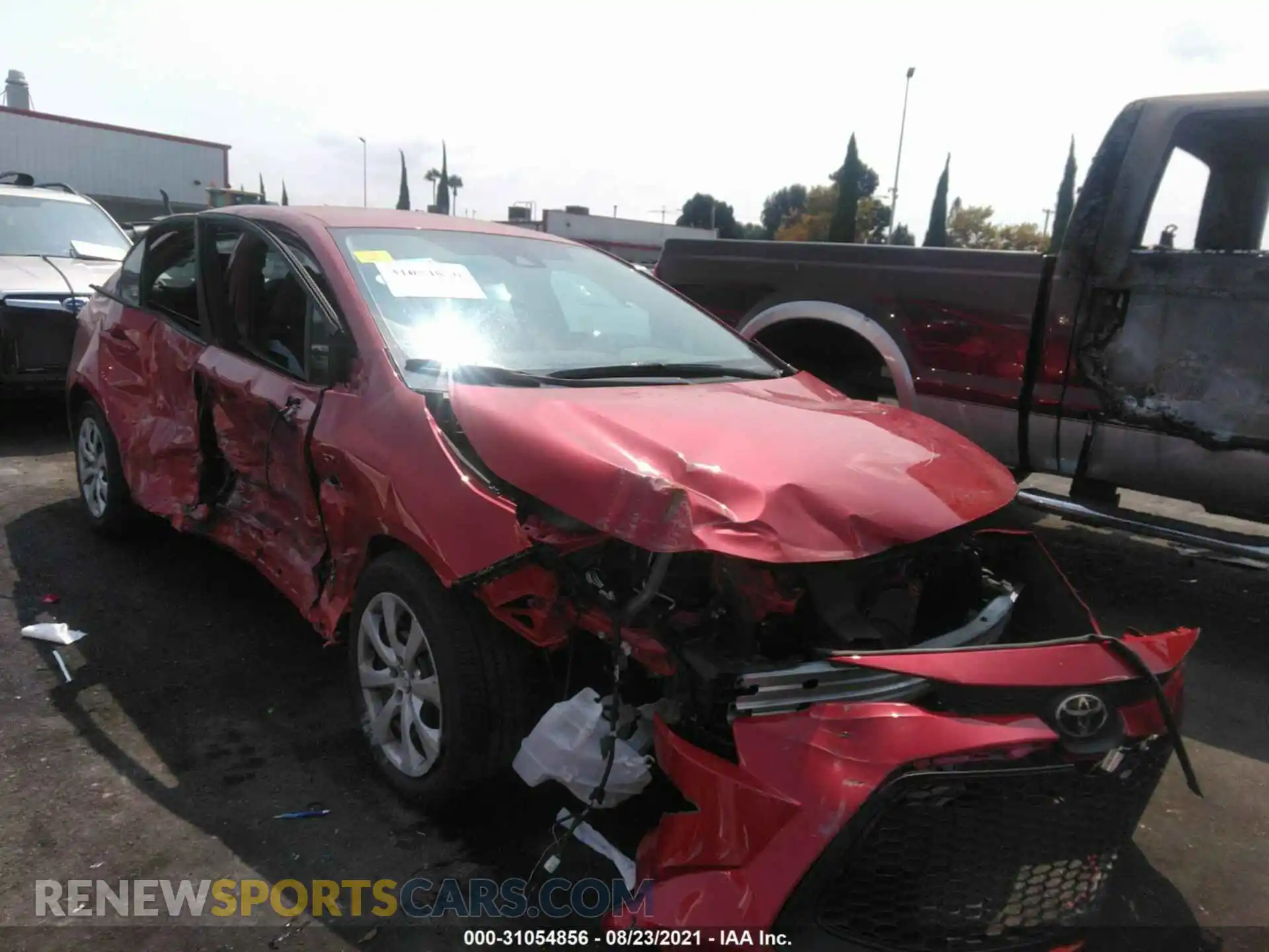 1 Photograph of a damaged car 5YFEPMAE8MP255512 TOYOTA COROLLA 2021