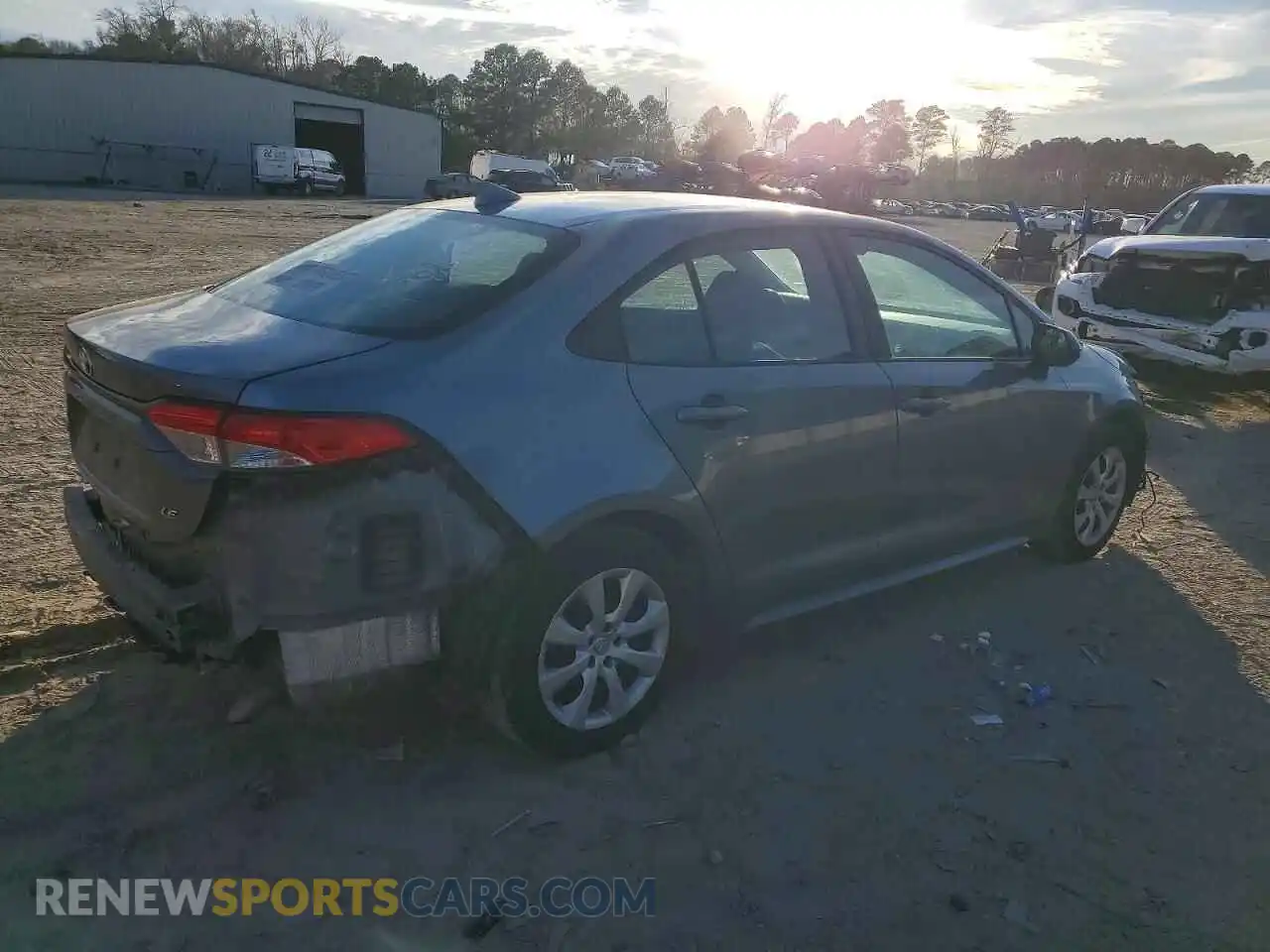 3 Photograph of a damaged car 5YFEPMAE8MP255879 TOYOTA COROLLA 2021