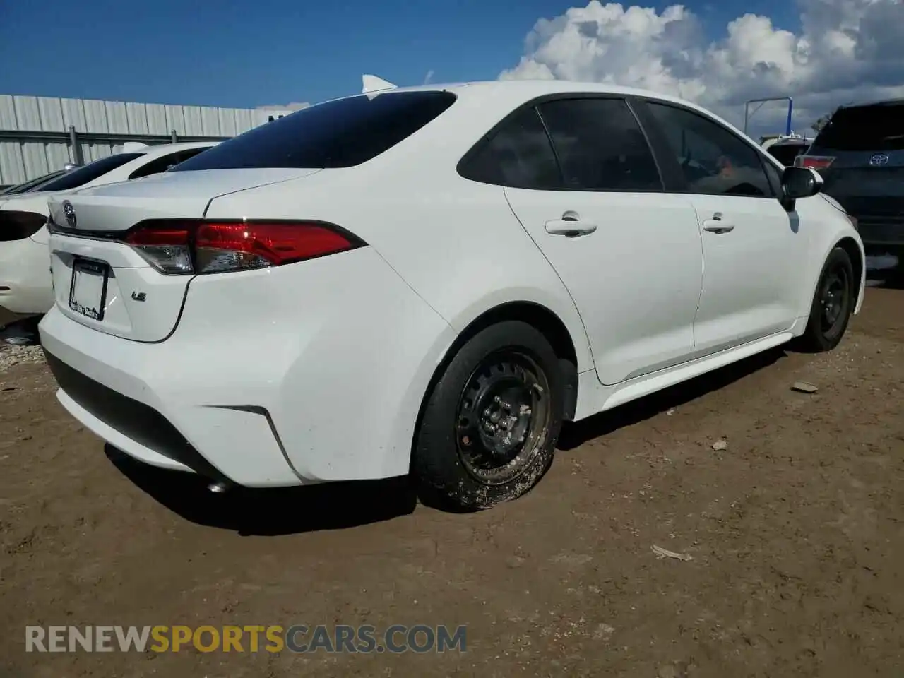 3 Фотография поврежденного автомобиля 5YFEPMAE8MP259561 TOYOTA COROLLA 2021