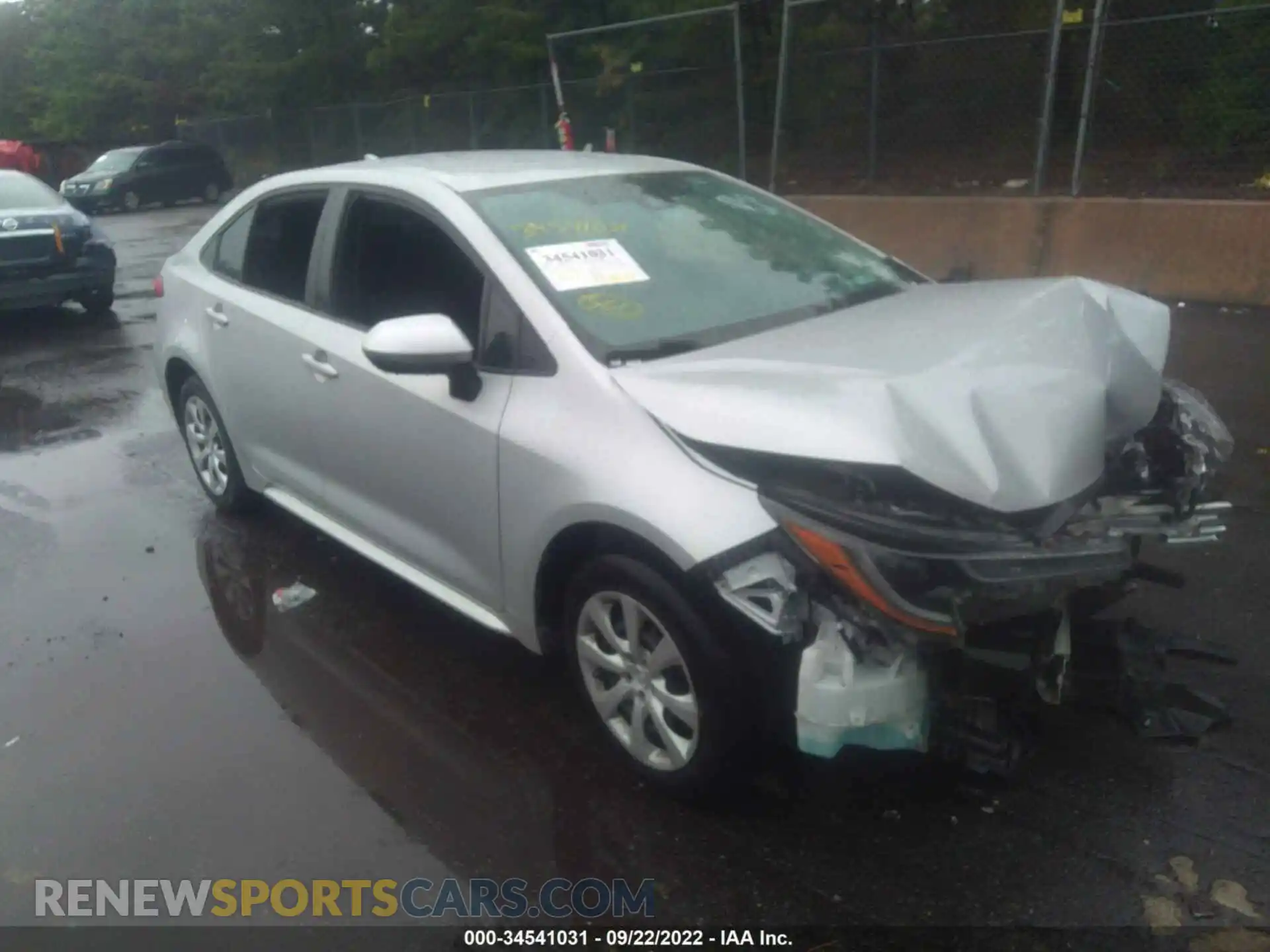 1 Photograph of a damaged car 5YFEPMAE9MP148422 TOYOTA COROLLA 2021