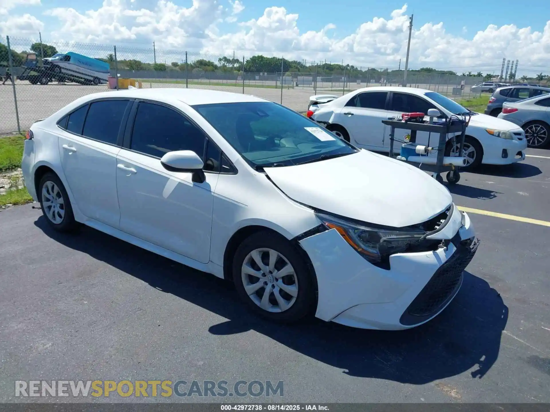 1 Photograph of a damaged car 5YFEPMAE9MP157606 TOYOTA COROLLA 2021