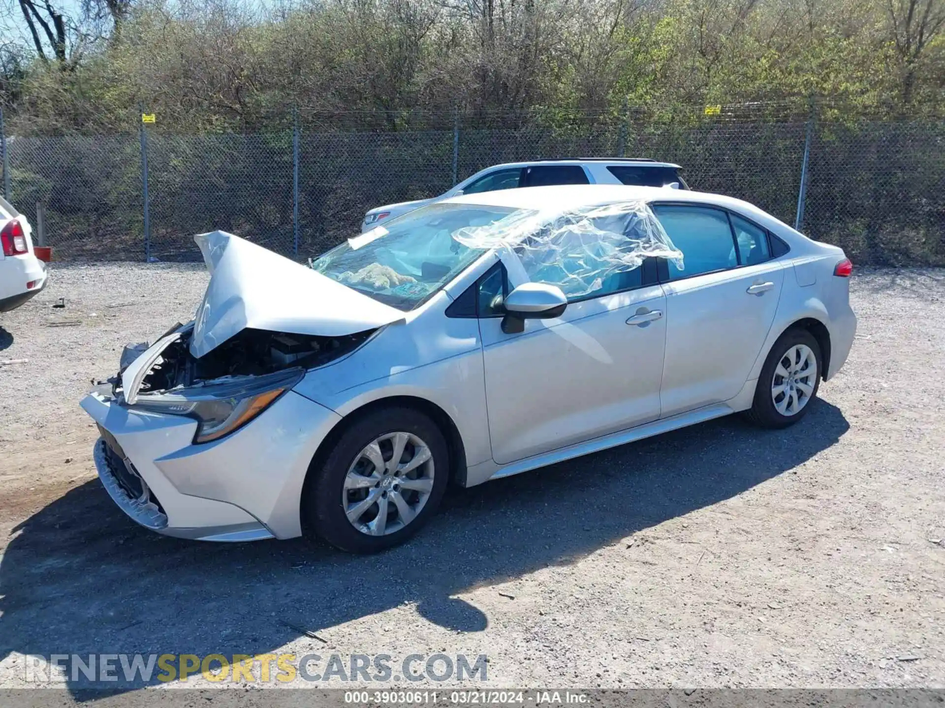 2 fotografías del automóvil dañado 5YFEPMAE9MP168069 TOYOTA COROLLA 2021