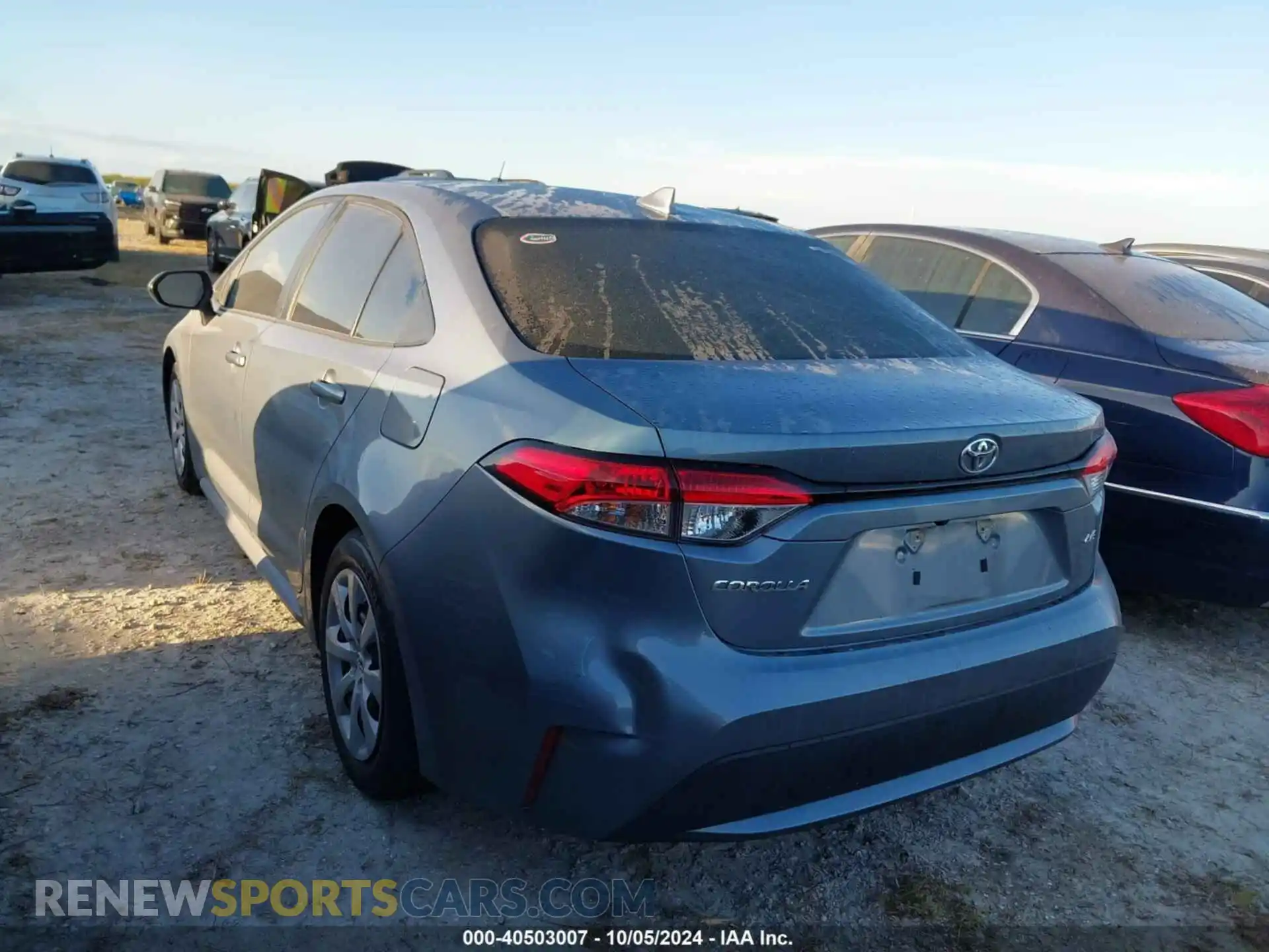 3 fotografías del automóvil dañado 5YFEPMAE9MP169898 TOYOTA COROLLA 2021