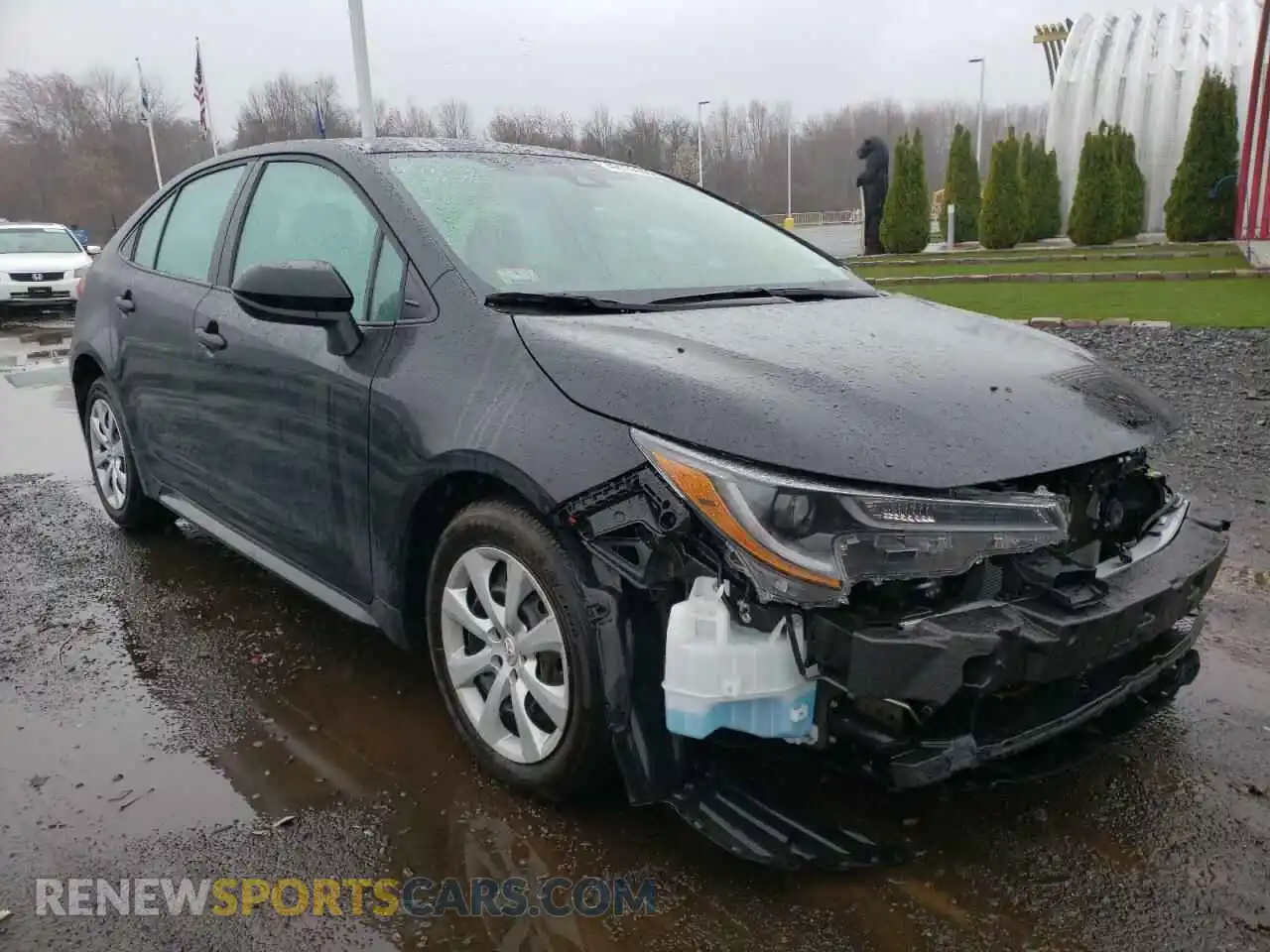 1 Photograph of a damaged car 5YFEPMAE9MP172235 TOYOTA COROLLA 2021
