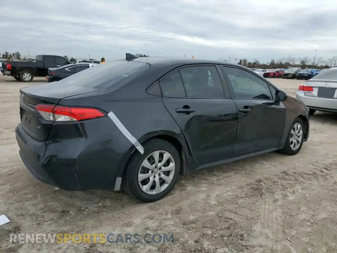 3 fotografías del automóvil dañado 5YFEPMAE9MP176947 TOYOTA COROLLA 2021
