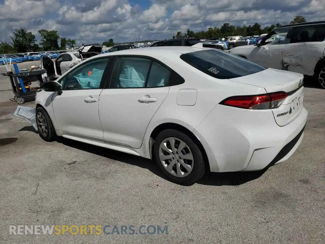 2 Photograph of a damaged car 5YFEPMAE9MP180058 TOYOTA COROLLA 2021