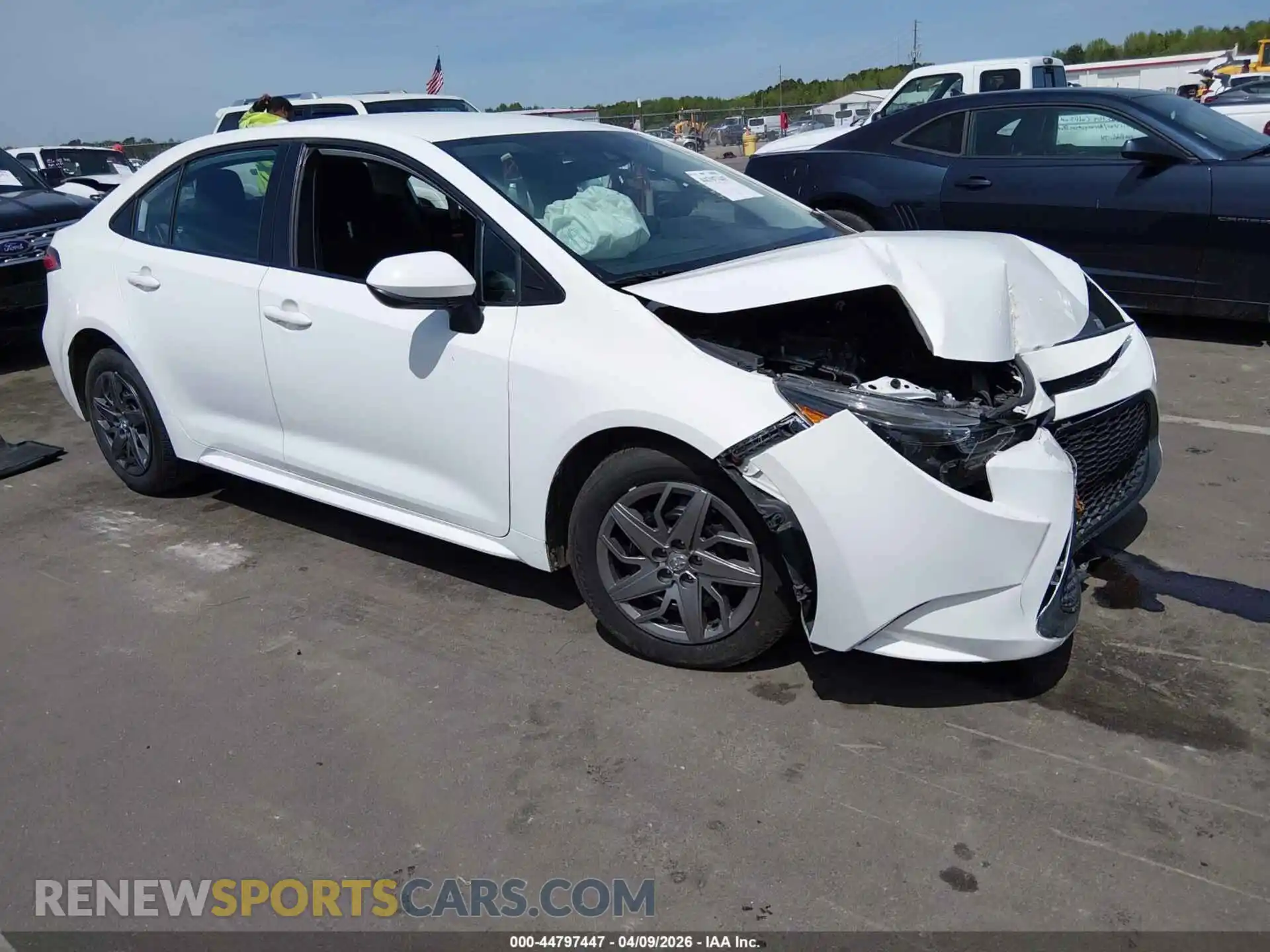 1 Photograph of a damaged car 5YFEPMAE9MP186233 TOYOTA COROLLA 2021