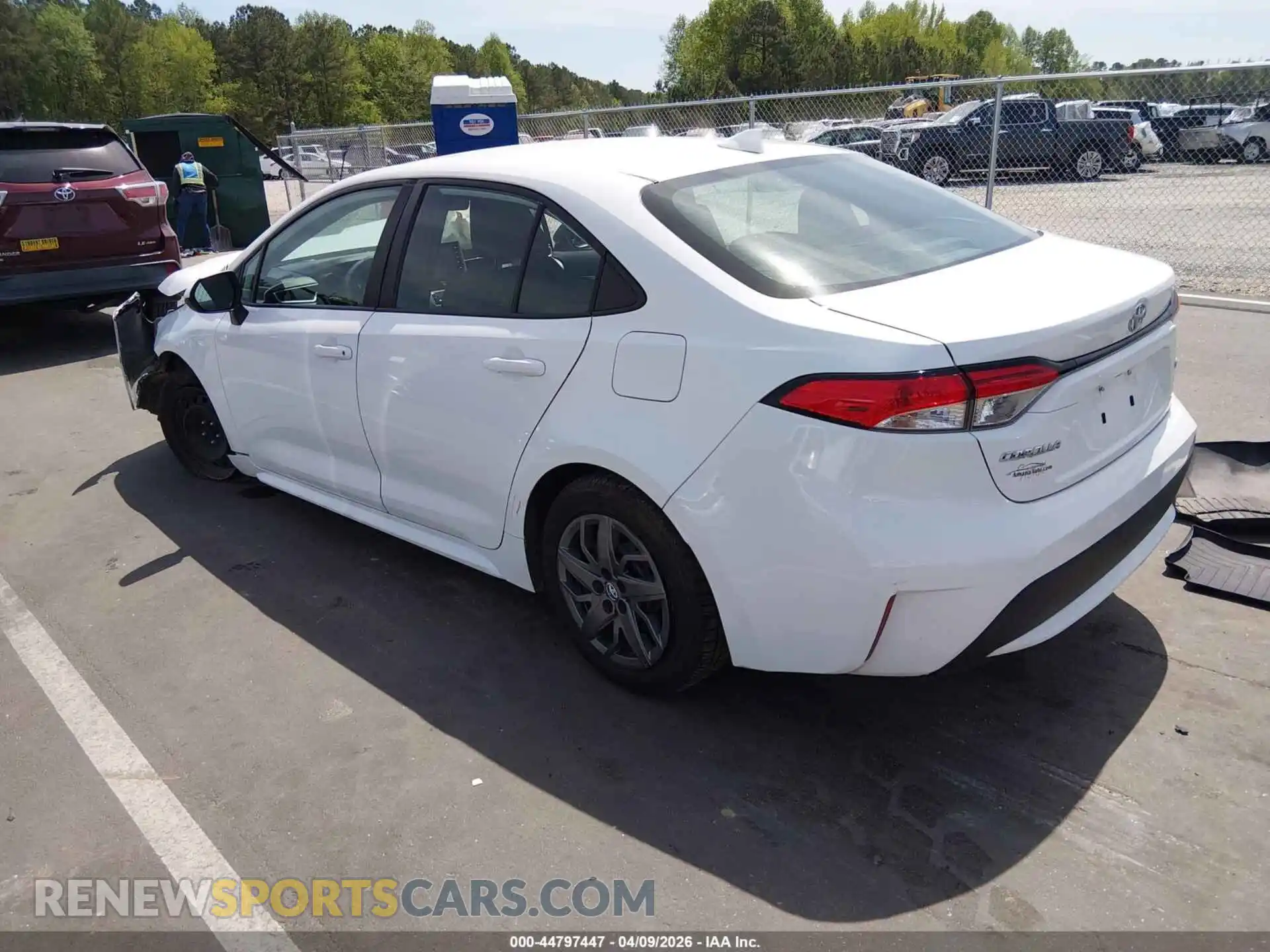3 Photograph of a damaged car 5YFEPMAE9MP186233 TOYOTA COROLLA 2021