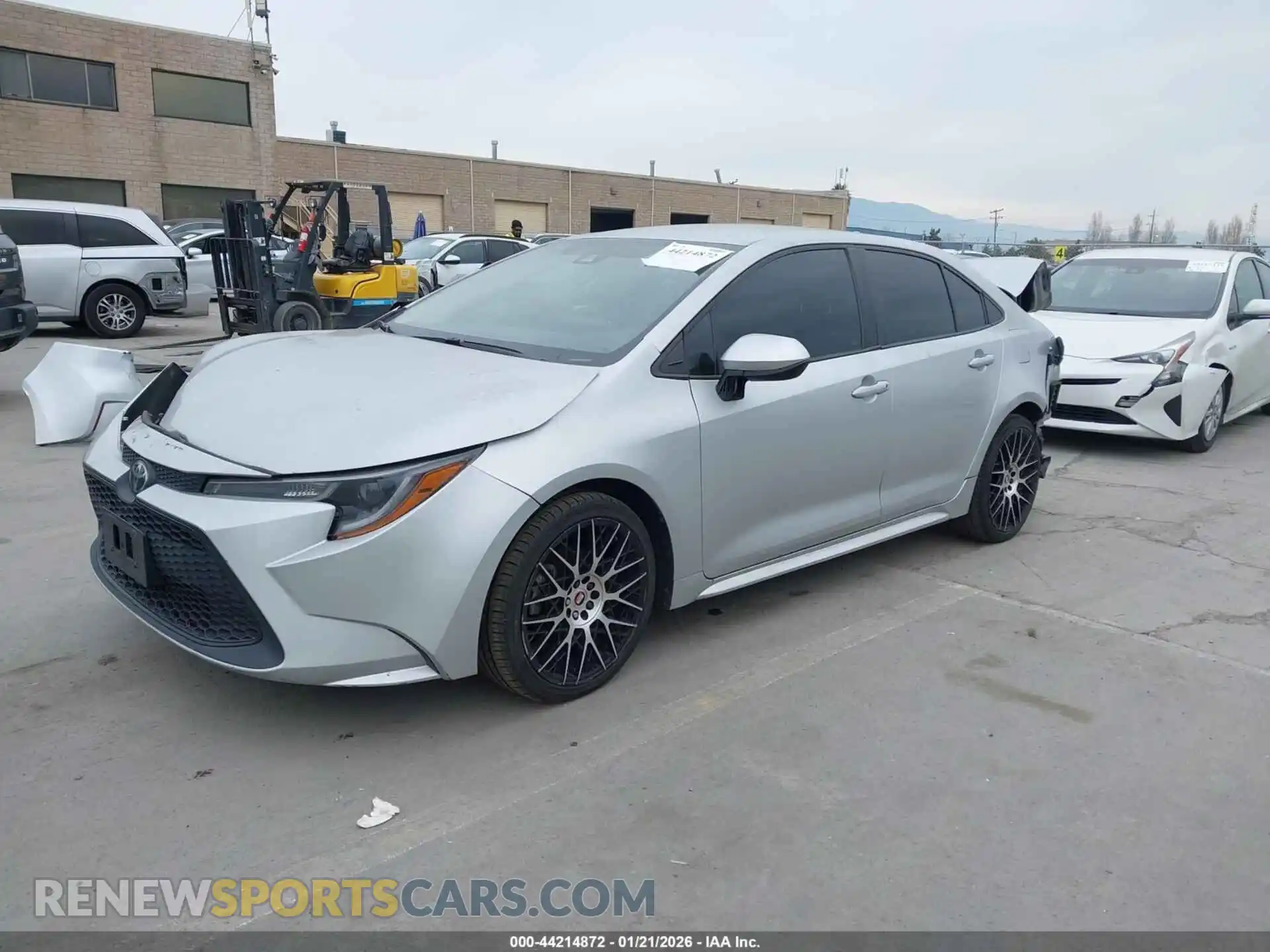 2 Photograph of a damaged car 5YFEPMAE9MP188807 TOYOTA COROLLA 2021