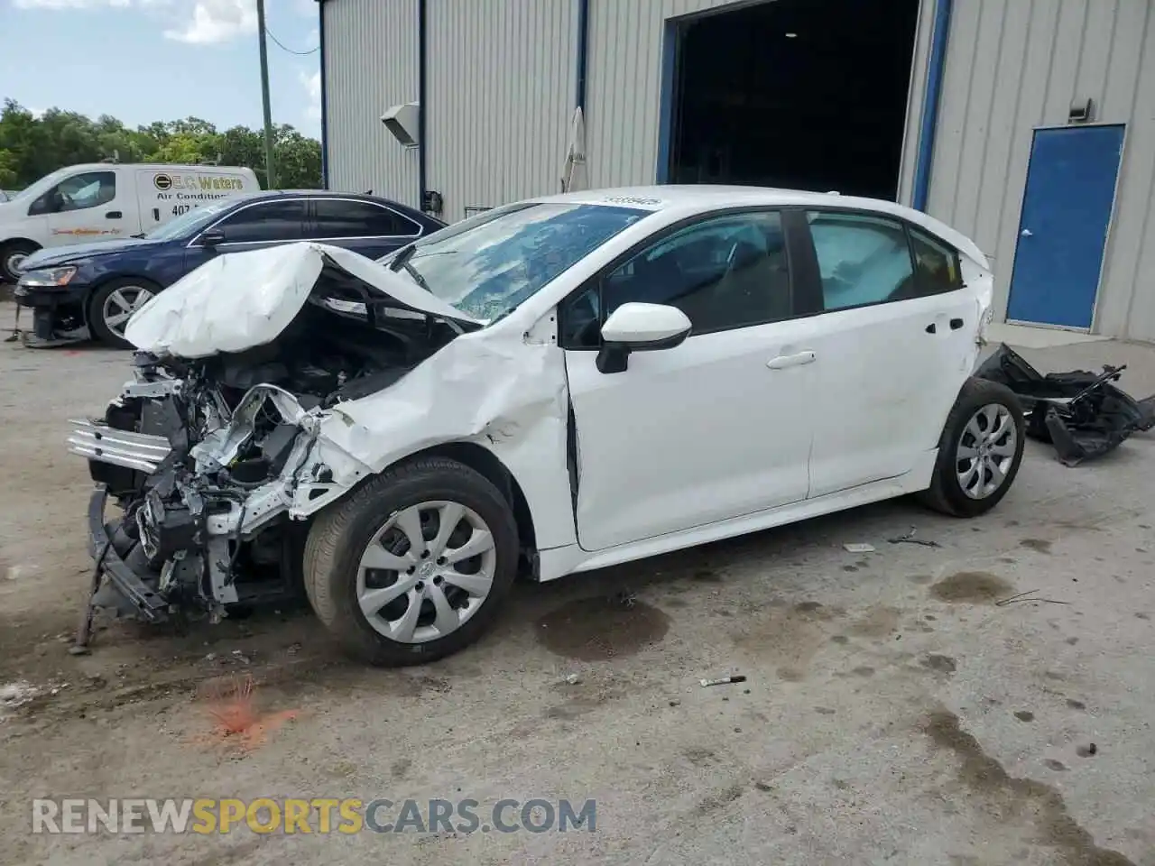 1 Photograph of a damaged car 5YFEPMAE9MP198589 TOYOTA COROLLA 2021