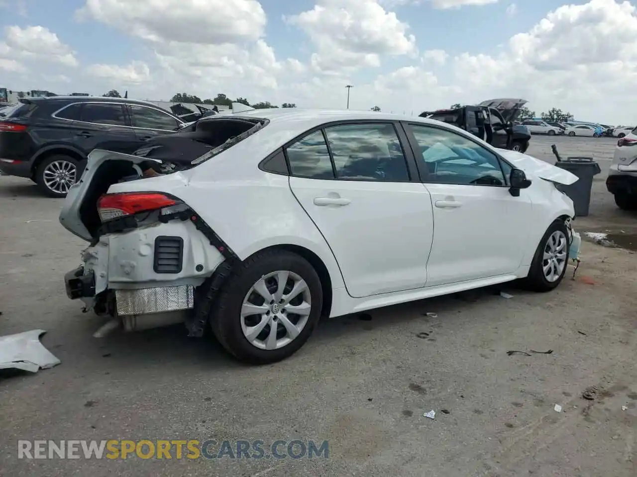 3 Photograph of a damaged car 5YFEPMAE9MP198589 TOYOTA COROLLA 2021