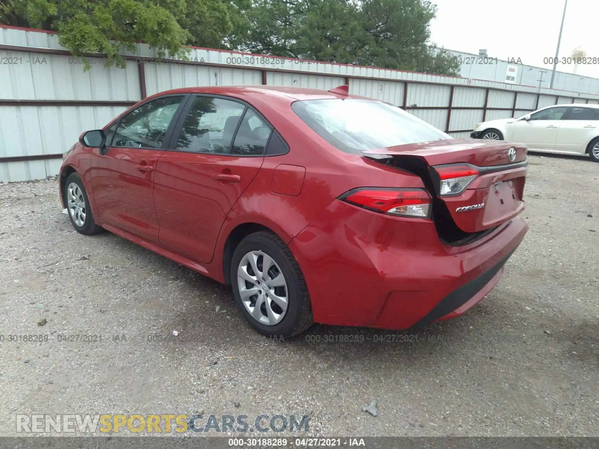 3 Photograph of a damaged car 5YFEPMAE9MP203001 TOYOTA COROLLA 2021