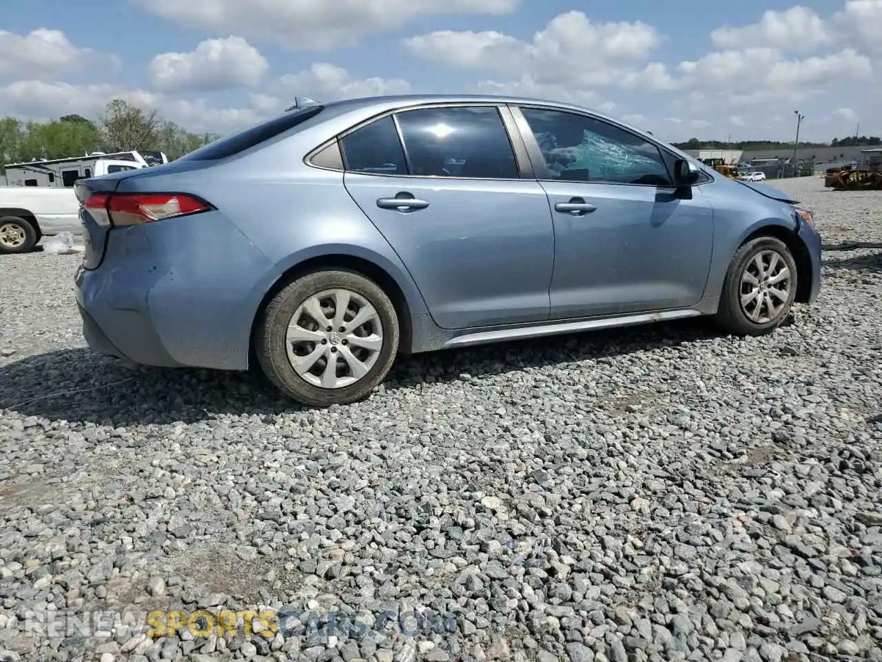 3 fotografías del automóvil dañado 5YFEPMAE9MP203094 TOYOTA COROLLA 2021