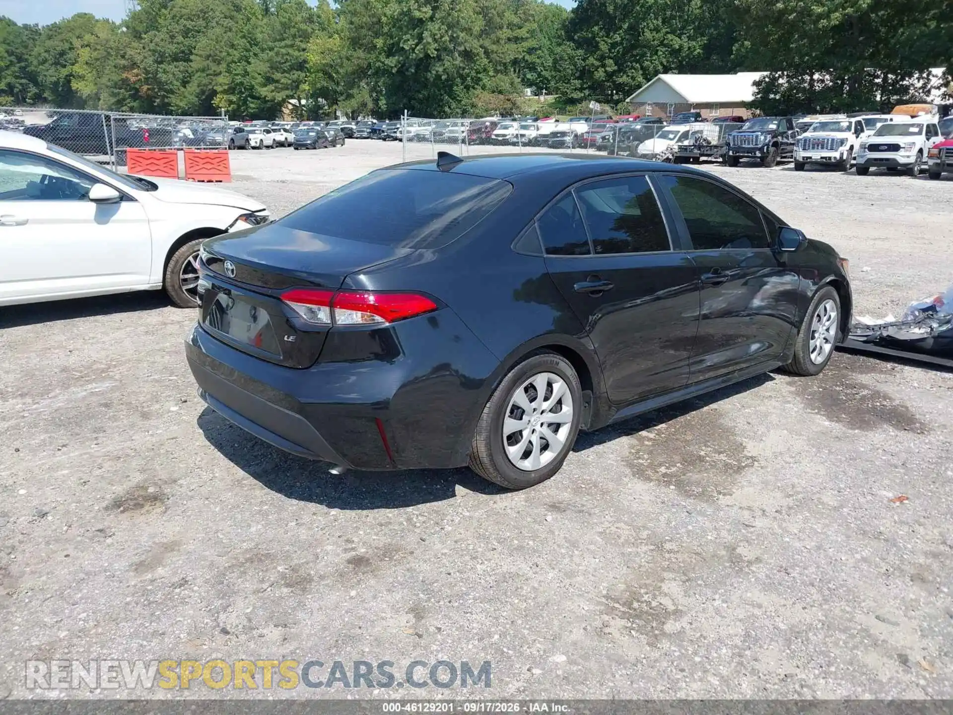 3 Photograph of a damaged car 5YFEPMAE9MP211440 TOYOTA COROLLA 2021