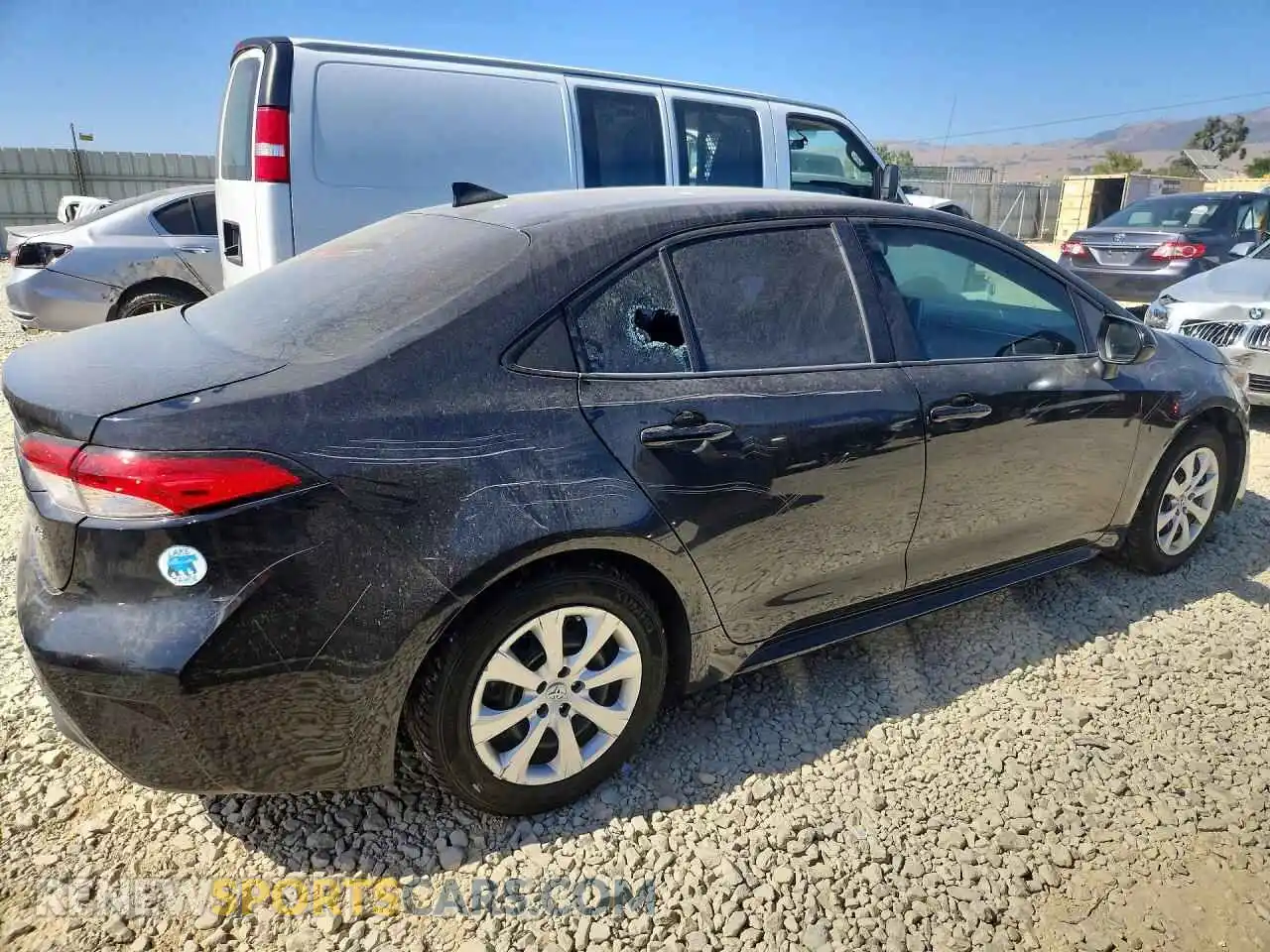 3 Фотография поврежденного автомобиля 5YFEPMAE9MP211633 TOYOTA COROLLA 2021