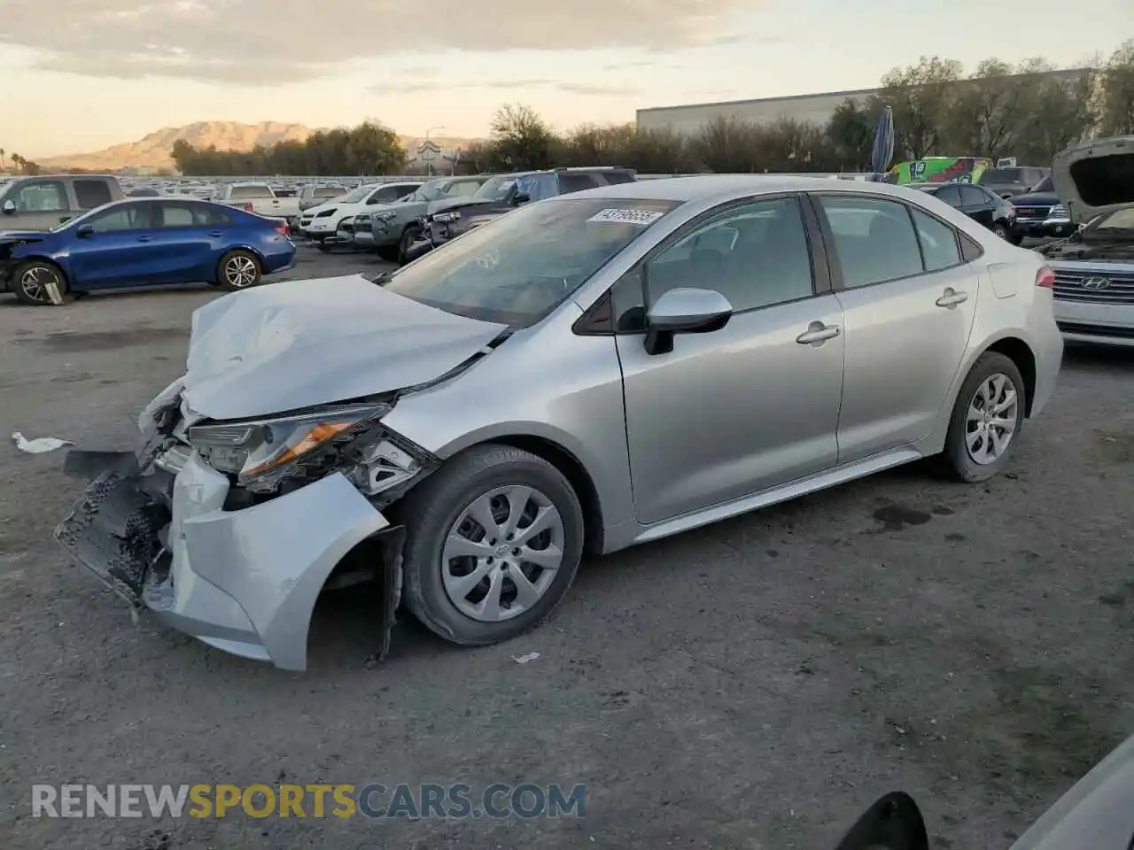 1 Фотография поврежденного автомобиля 5YFEPMAE9MP213740 TOYOTA COROLLA 2021