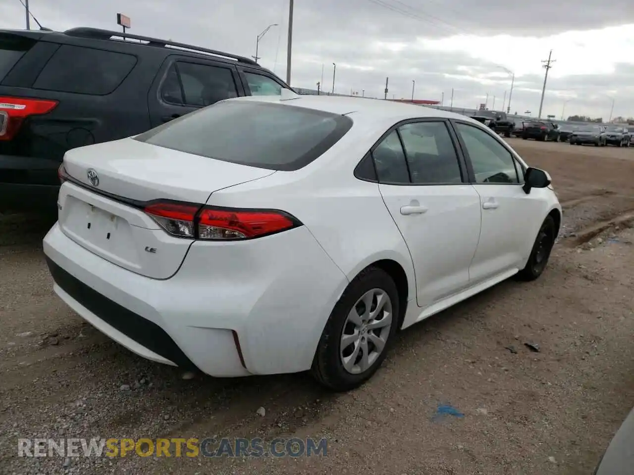 3 Photograph of a damaged car 5YFEPMAE9MP222275 TOYOTA COROLLA 2021