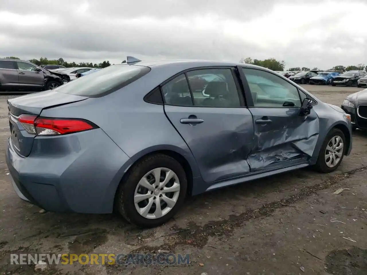 3 fotografías del automóvil dañado 5YFEPMAE9MP230957 TOYOTA COROLLA 2021