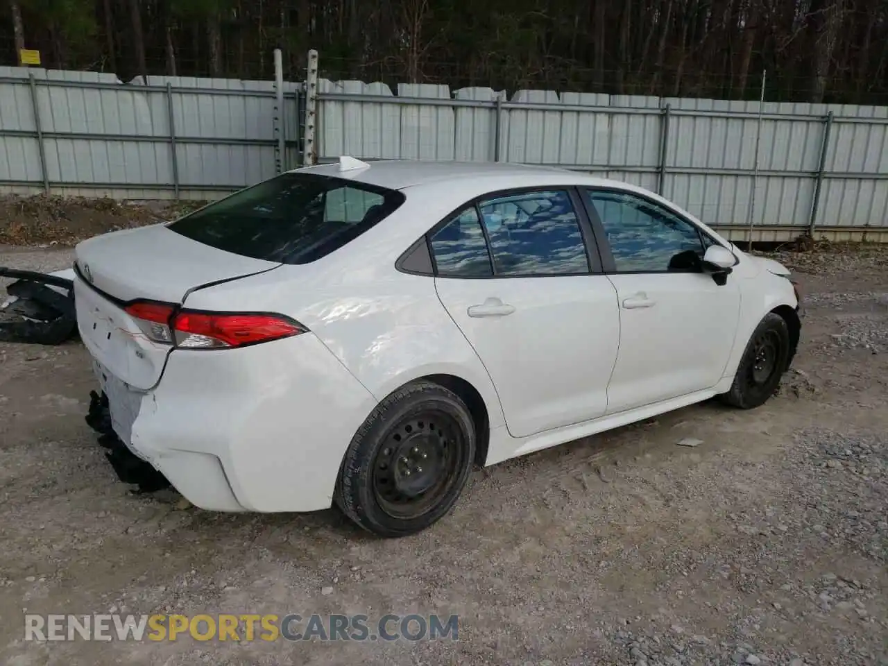 3 Photograph of a damaged car 5YFEPMAE9MP246978 TOYOTA COROLLA 2021
