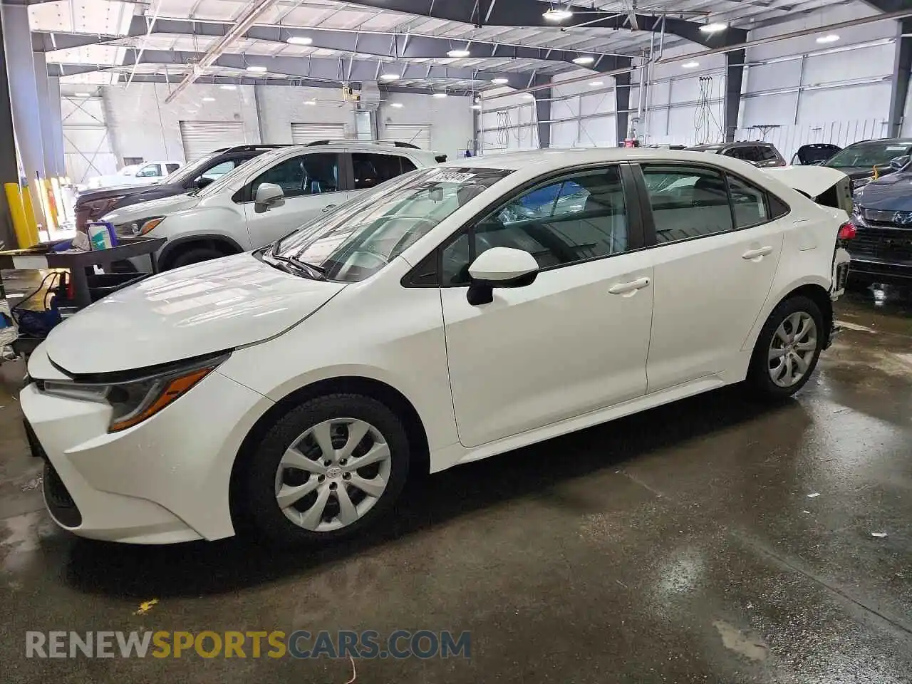 1 Фотография поврежденного автомобиля 5YFEPMAE9MP247693 TOYOTA COROLLA 2021