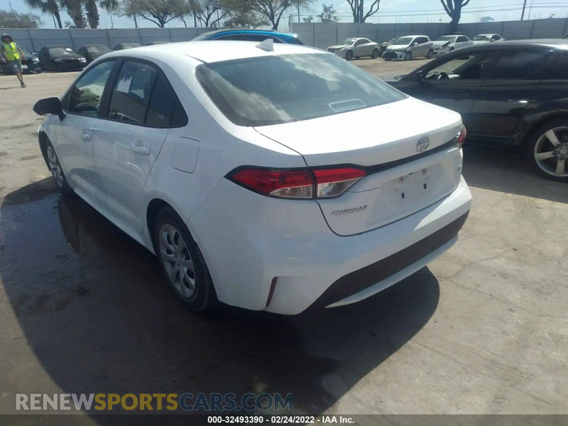3 Photograph of a damaged car 5YFEPMAE9MP247810 TOYOTA COROLLA 2021
