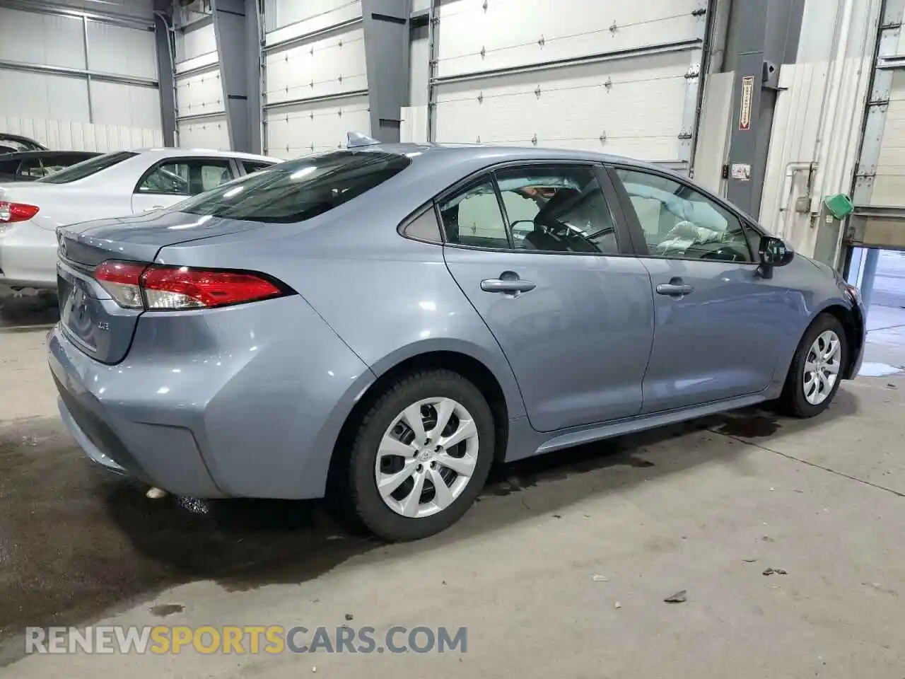 3 fotografías del automóvil dañado 5YFEPMAE9MP251128 TOYOTA COROLLA 2021
